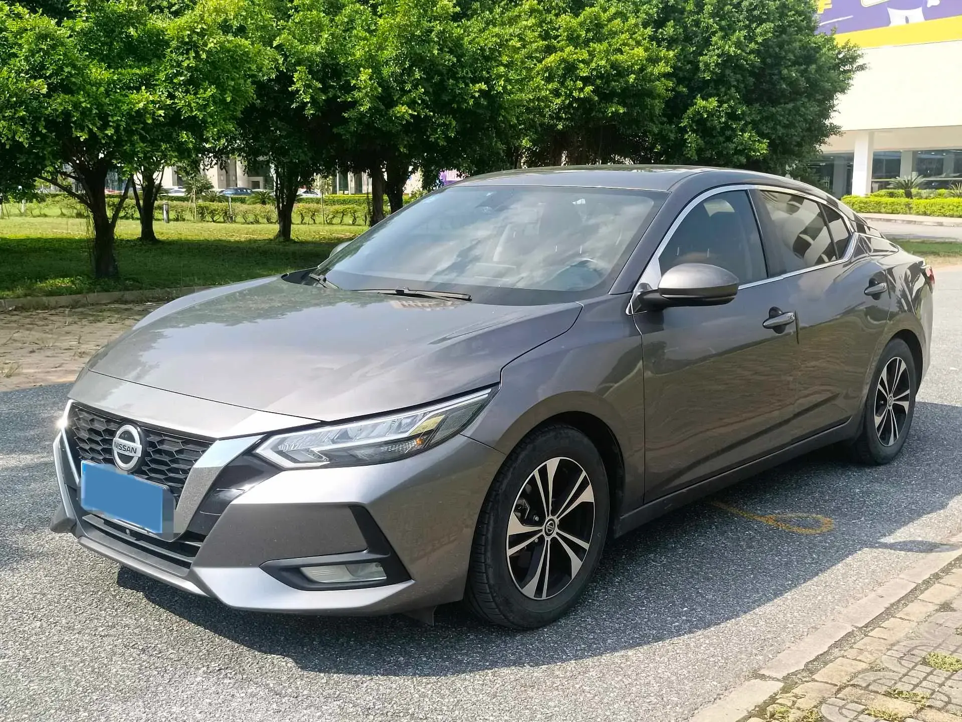 2020 NISSAN SYLPHY view 1
