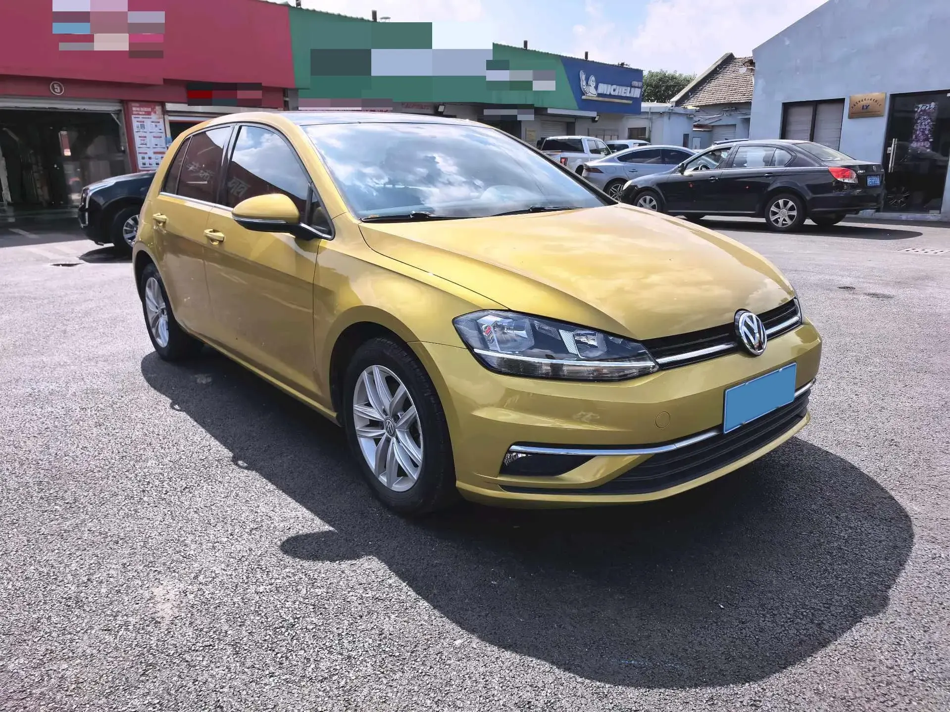 2018 VOLKSWAGEN GOLF thumbnail 2