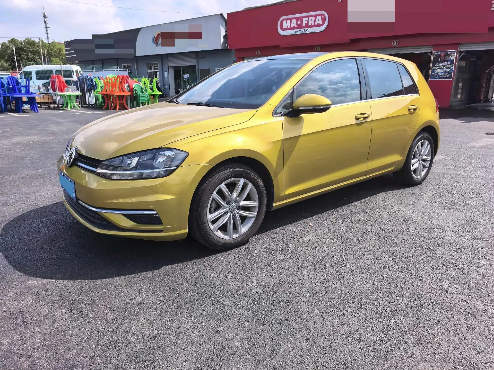 2018 VOLKSWAGEN GOLF view 1