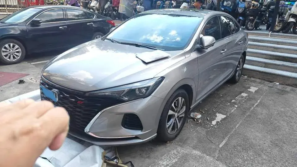 2020 CHANGAN EADO view 1