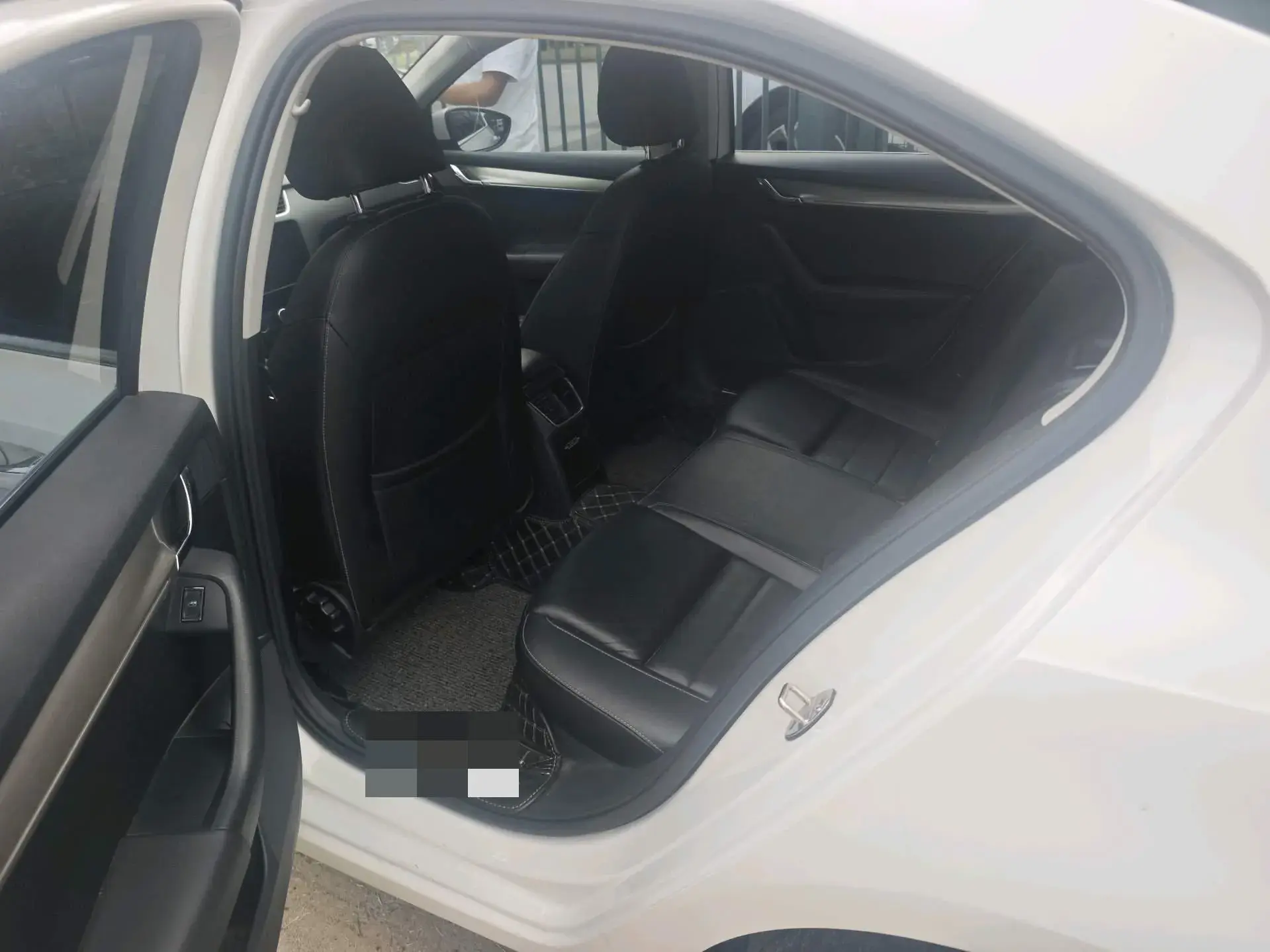 2019 SKODA OCTAVIA thumbnail 3