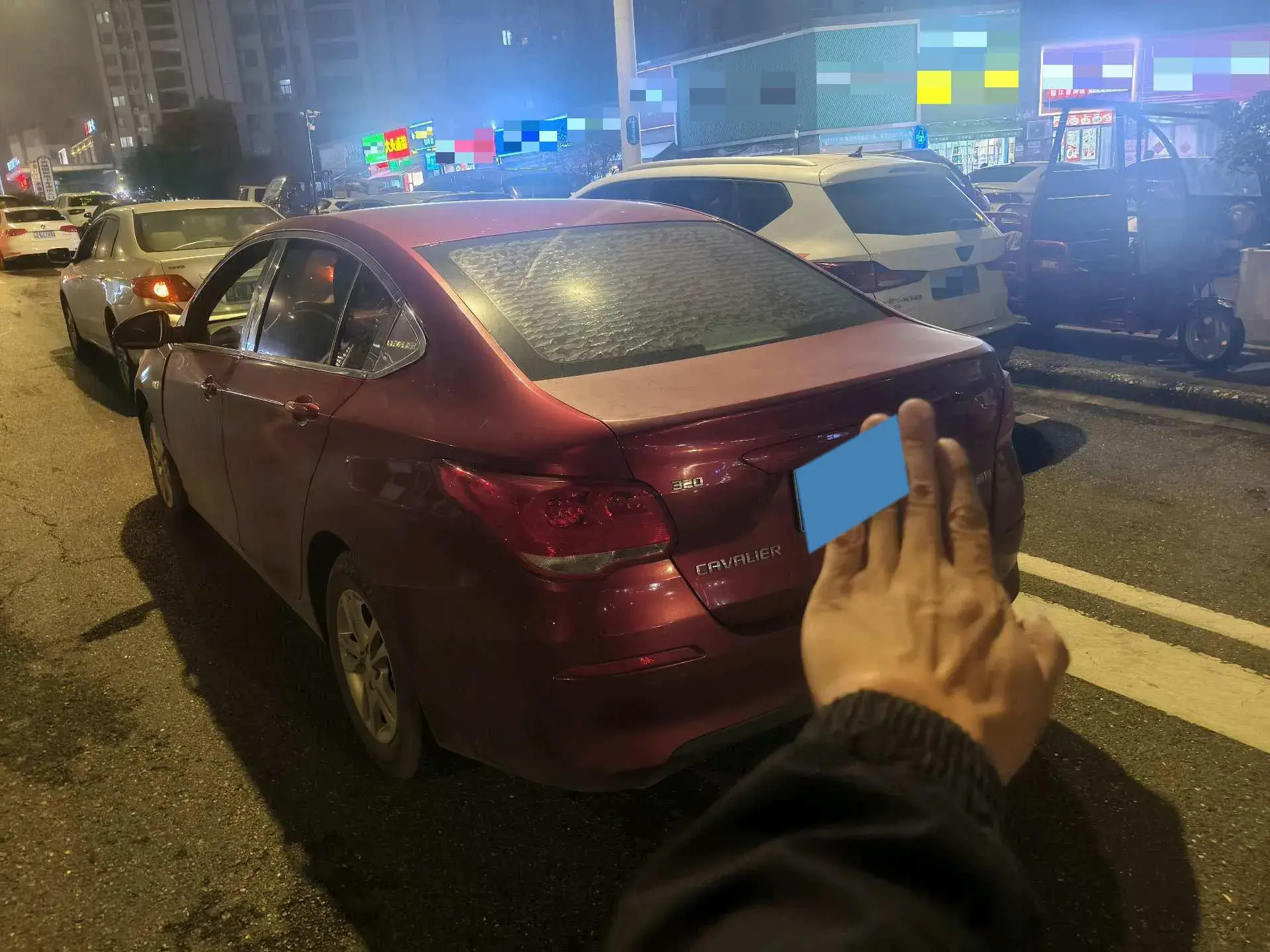 2016 CHEVROLET CAVALIER thumbnail 4