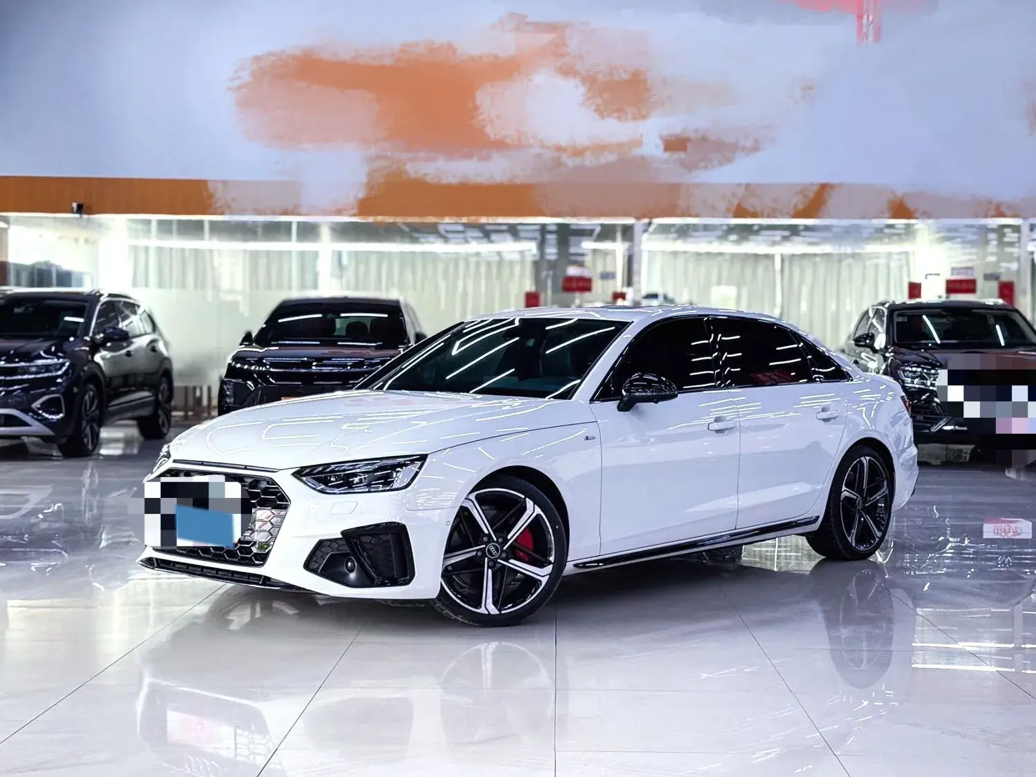 2022 AUDI A4L view 1