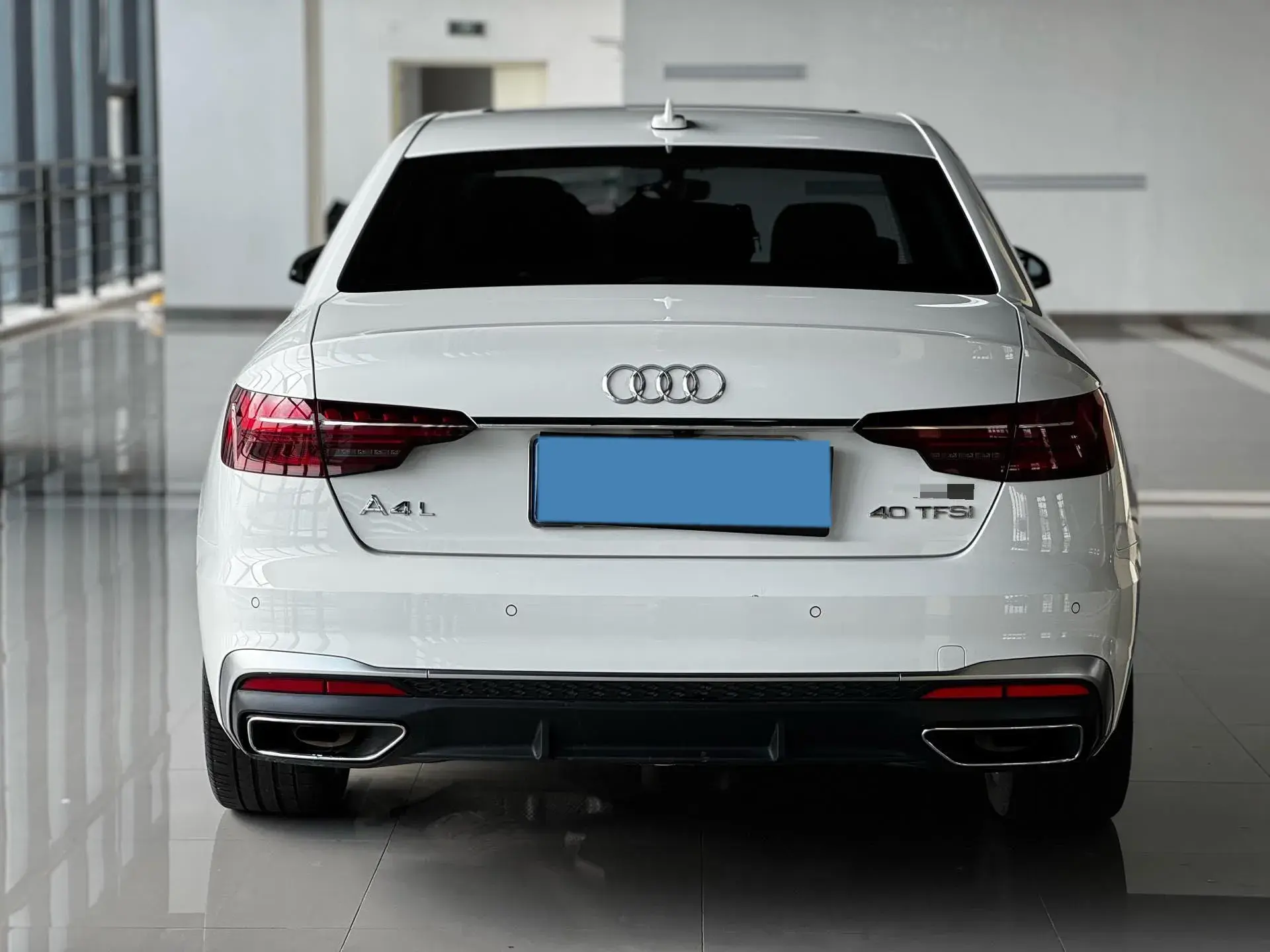 2020 AUDI A4L thumbnail 4