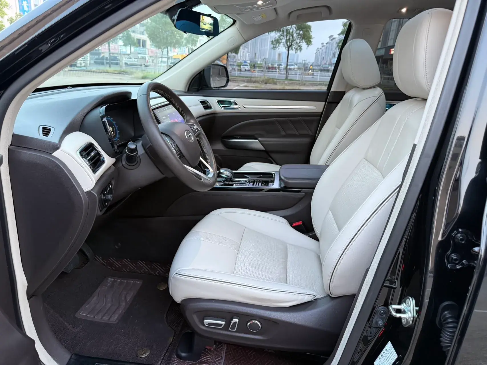 2020 GAC TRUMPCHI thumbnail 4