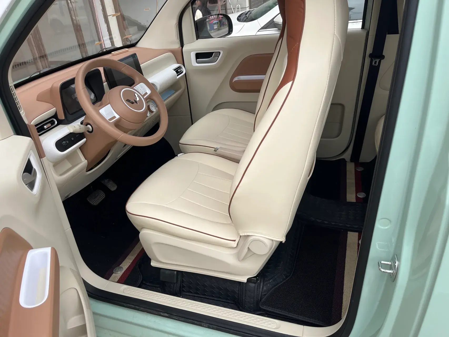 2024 WULING HONGGUANG thumbnail 2