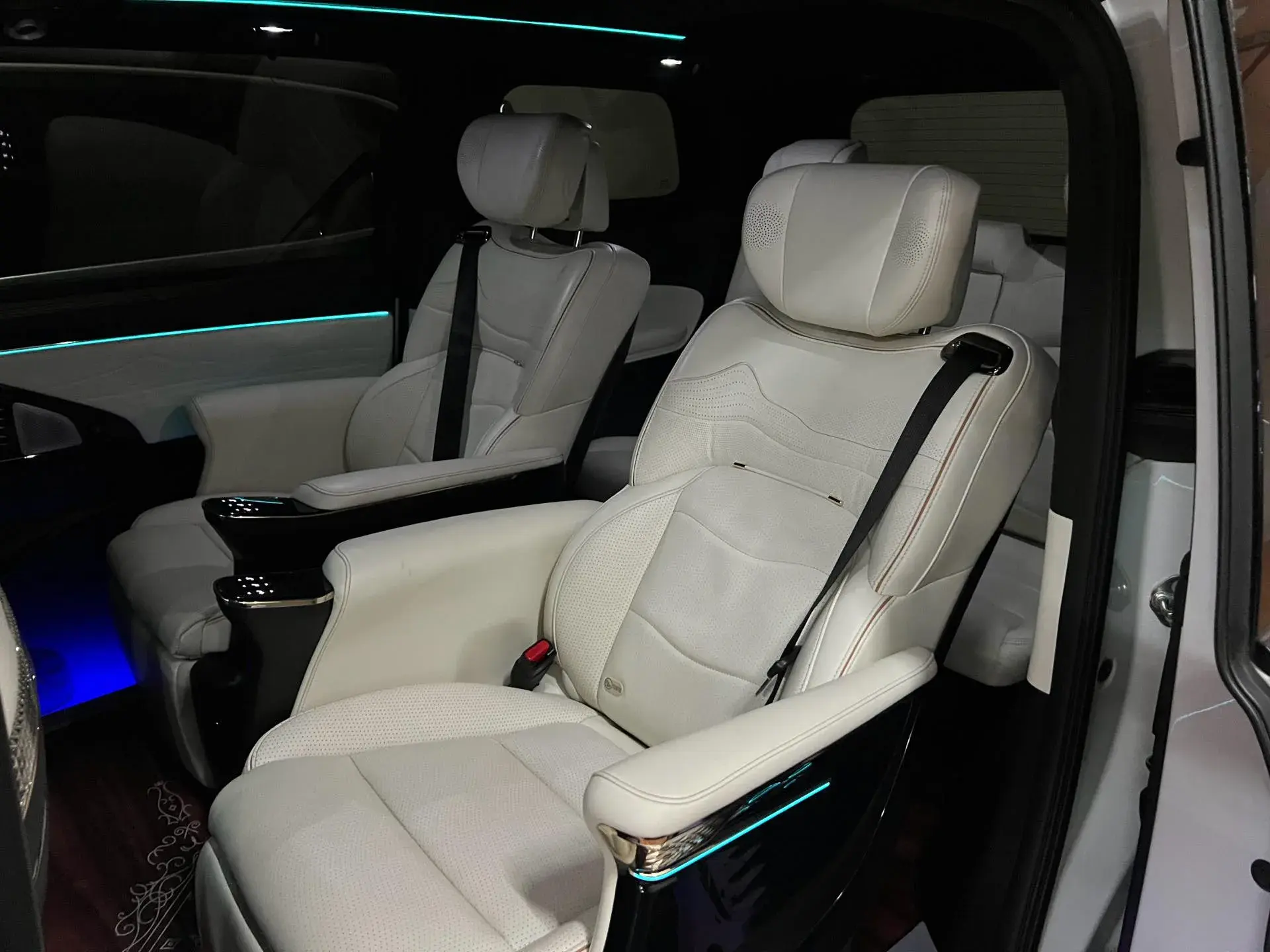 2023 GAC TRUMPCHI thumbnail 4