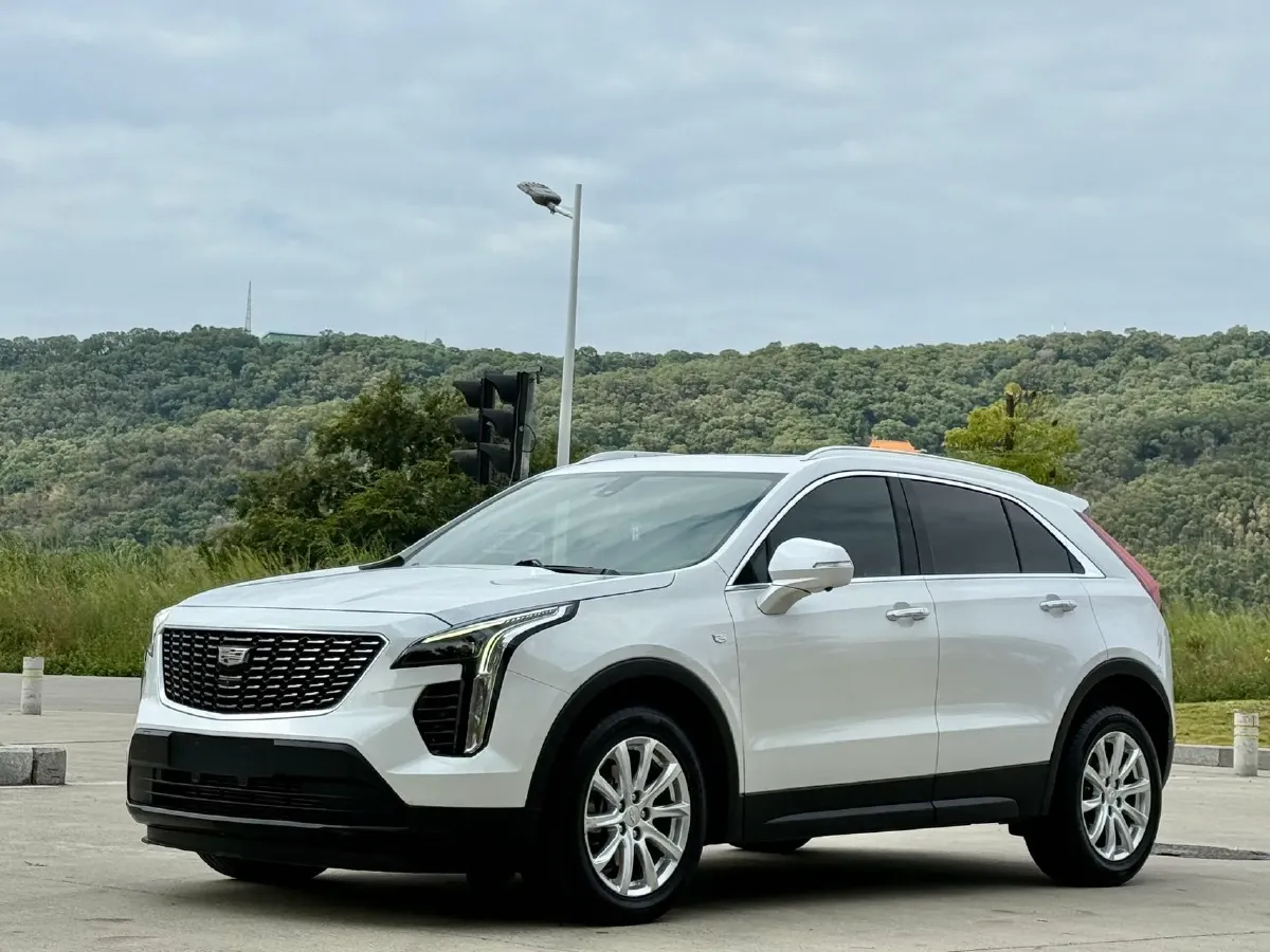 2021 Cadillac XT4 2.0T 237HP L4 9AT,autocango,china used car exporter,china ev exporter,chinese used car exporter,chinese used ev exporter
