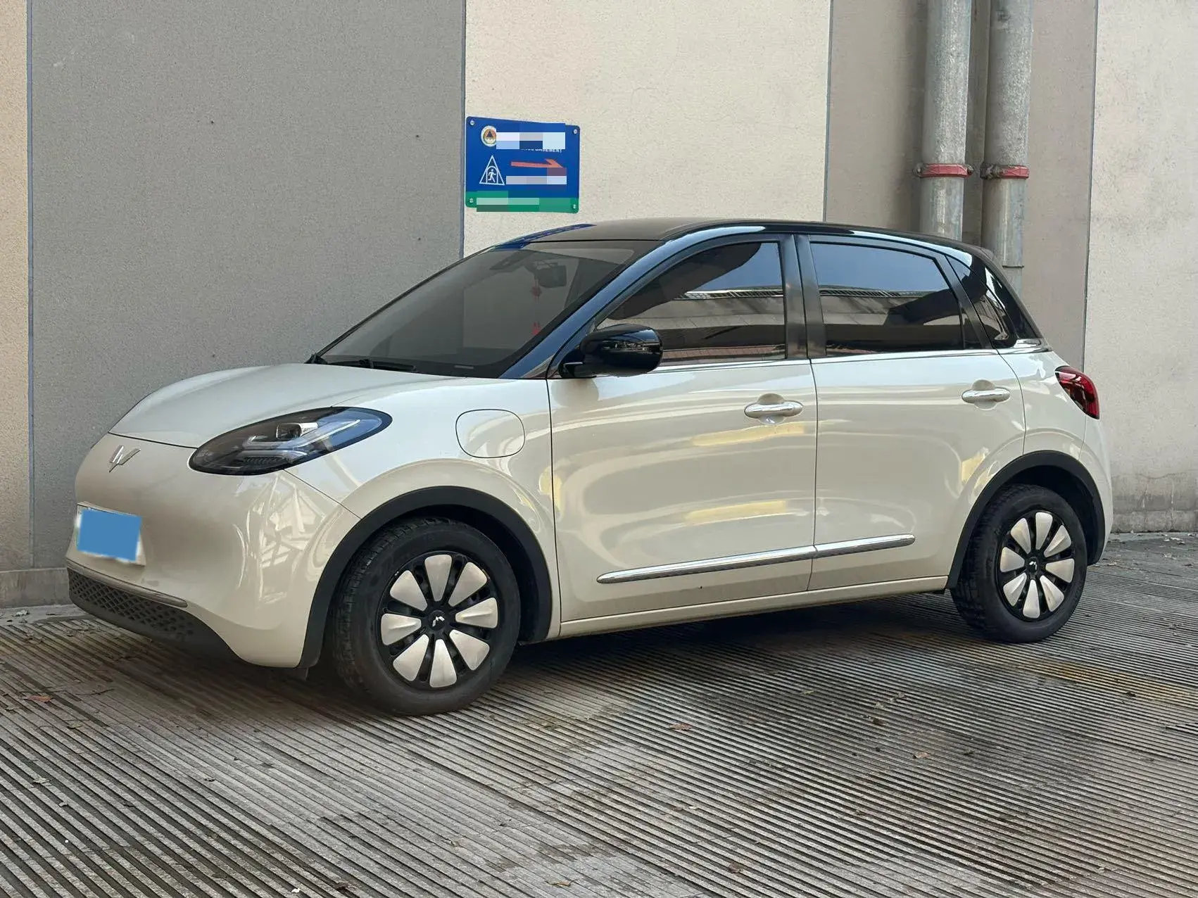 2023 WULING BINGUO view 1