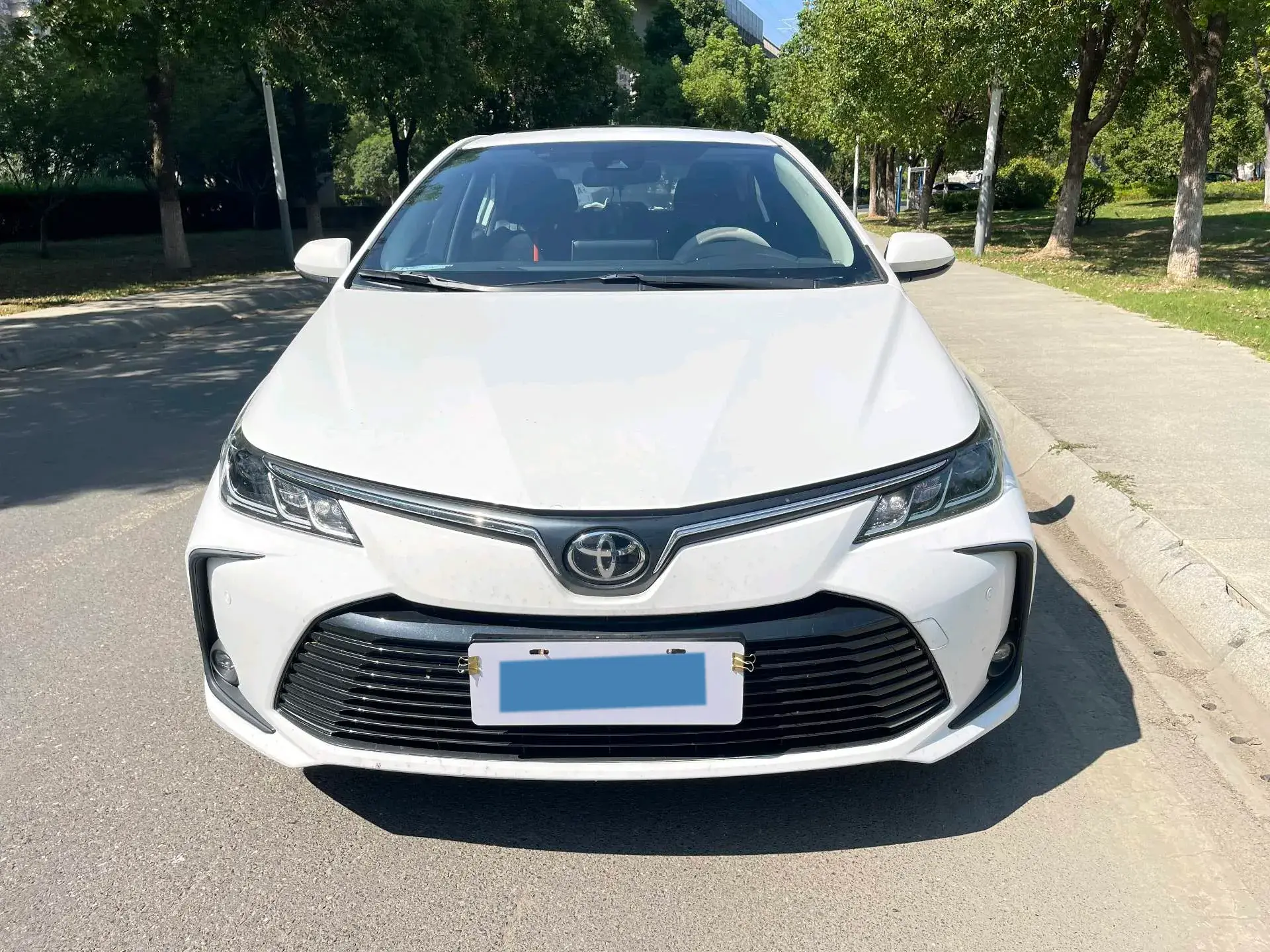 2021 TOYOTA COROLLA thumbnail 2