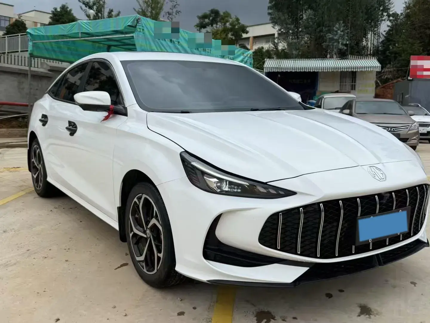 2023 MG 5 thumbnail 3