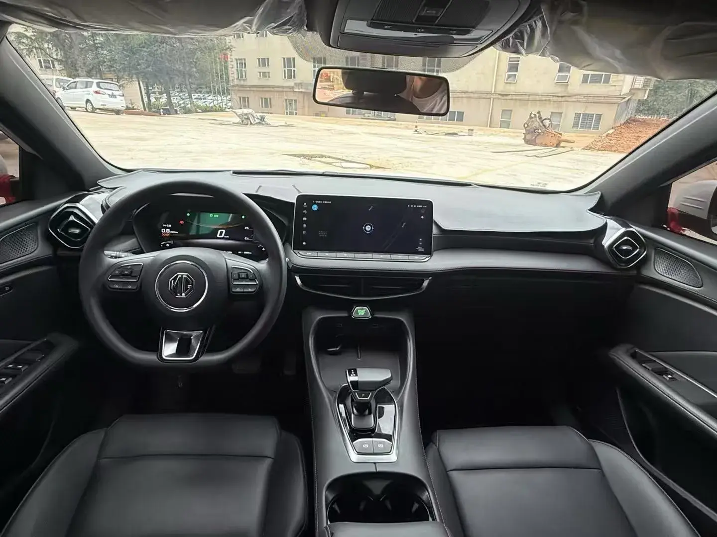 2023 MG 5 thumbnail 4