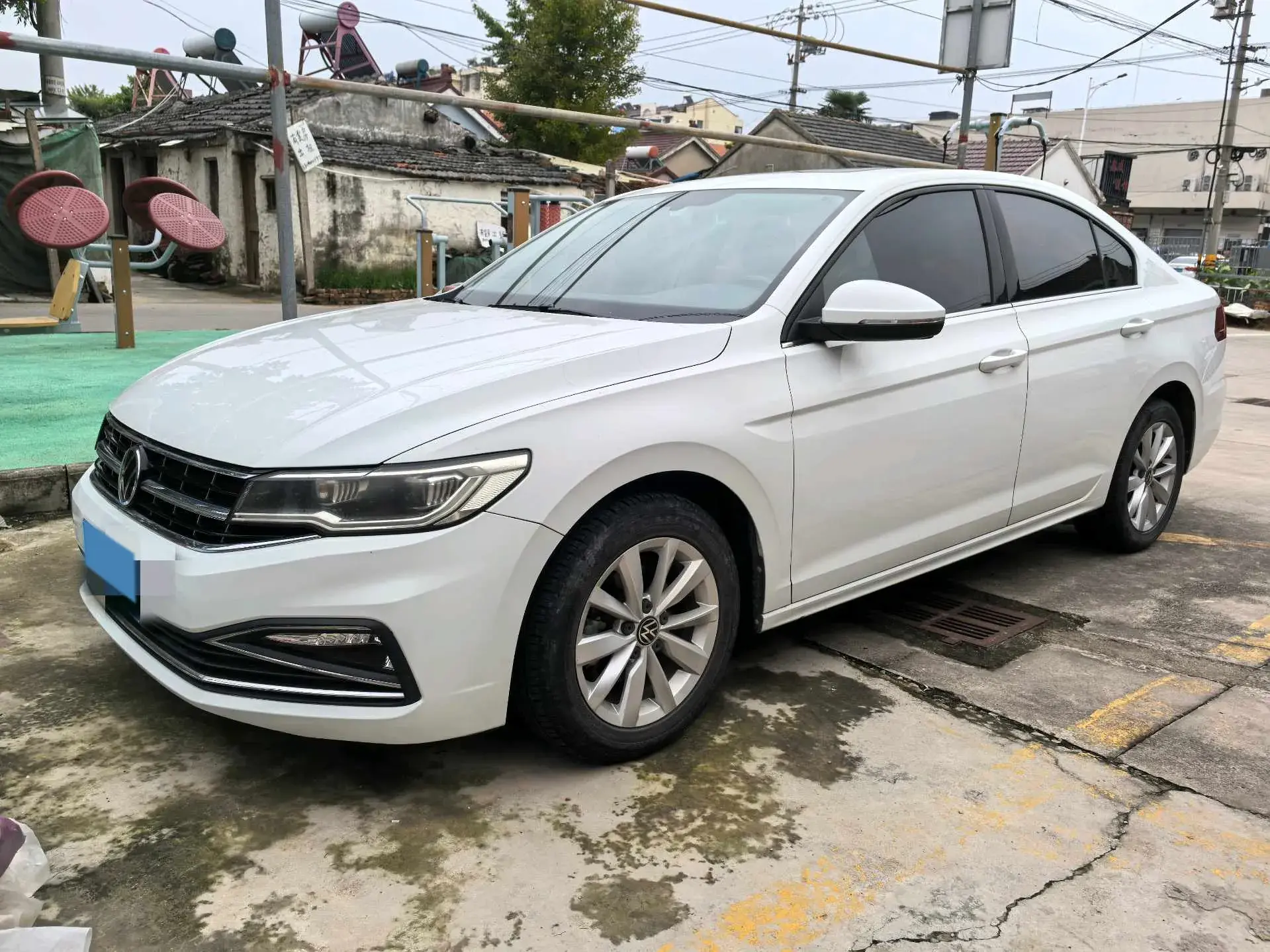 2021 VOLKSWAGEN BORA view 1