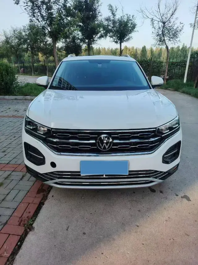 2022 VOLKSWAGEN TAYRON thumbnail 2