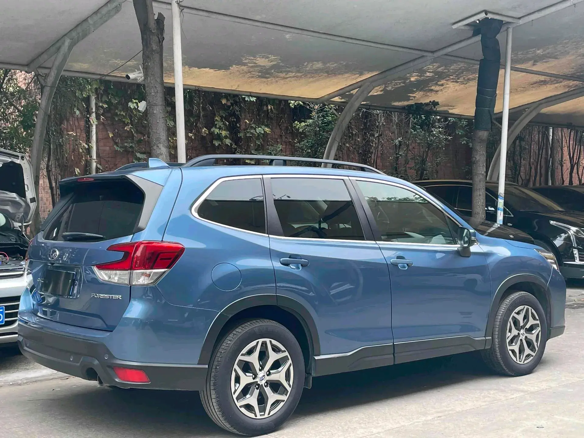 2020 SUBARU FORESTER thumbnail 4