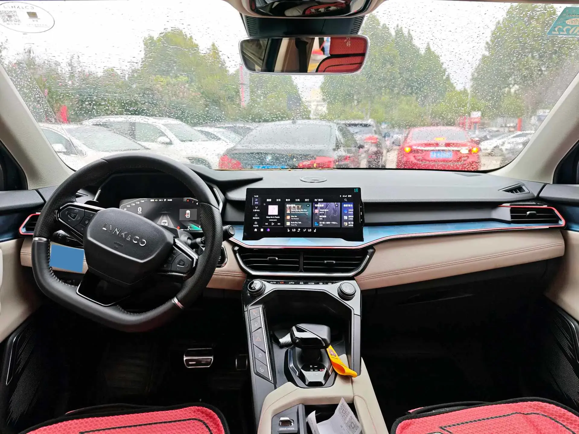 2020 LYNK&CO 06 thumbnail 4