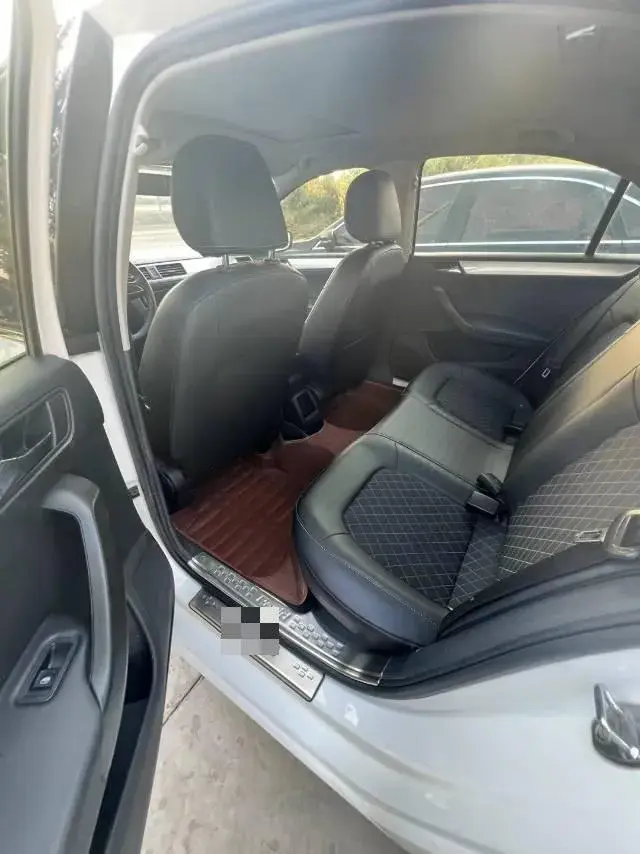 2019 SKODA RAPID thumbnail 4