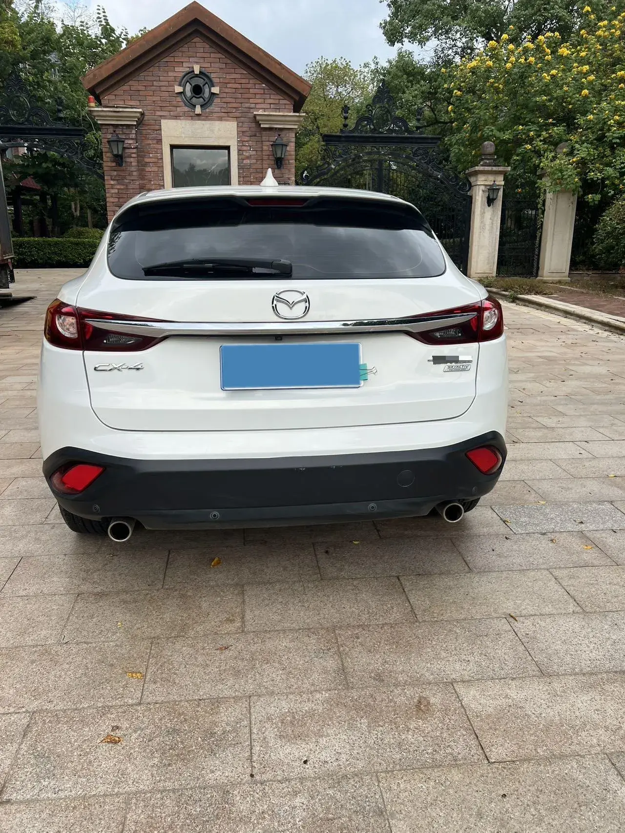 2018 MAZDA CX-4 thumbnail 3