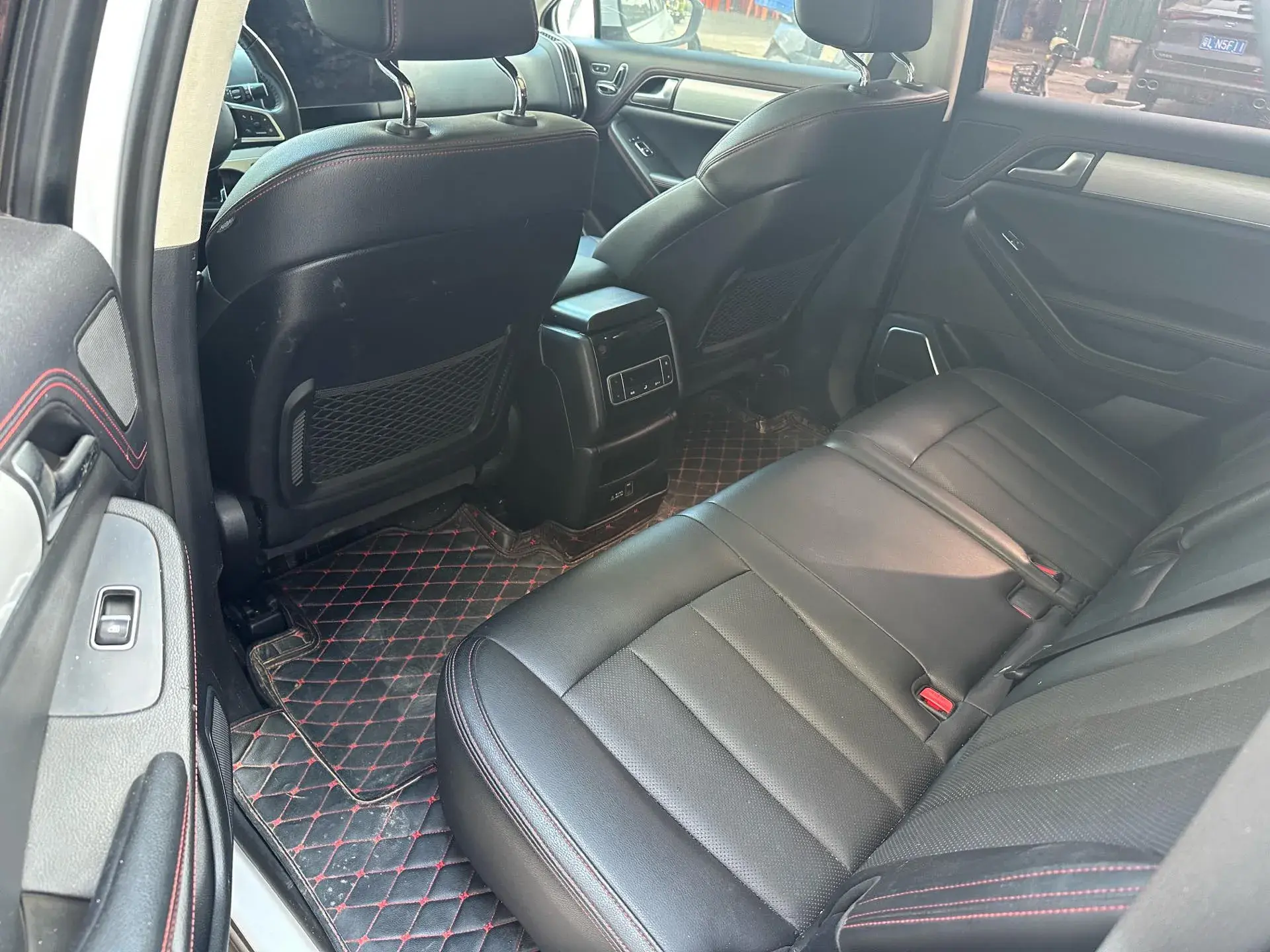 2018 BYD TANG thumbnail 4