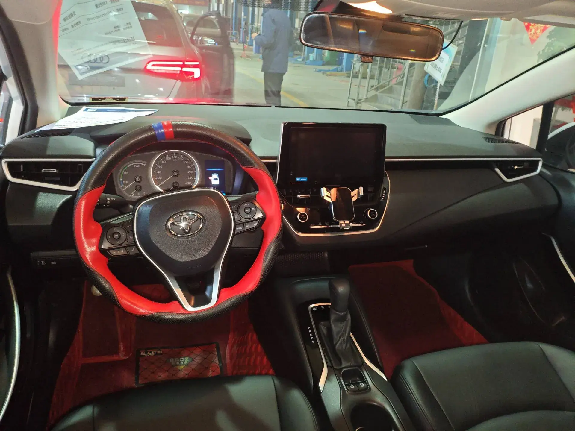 2021 TOYOTA COROLLA thumbnail 3