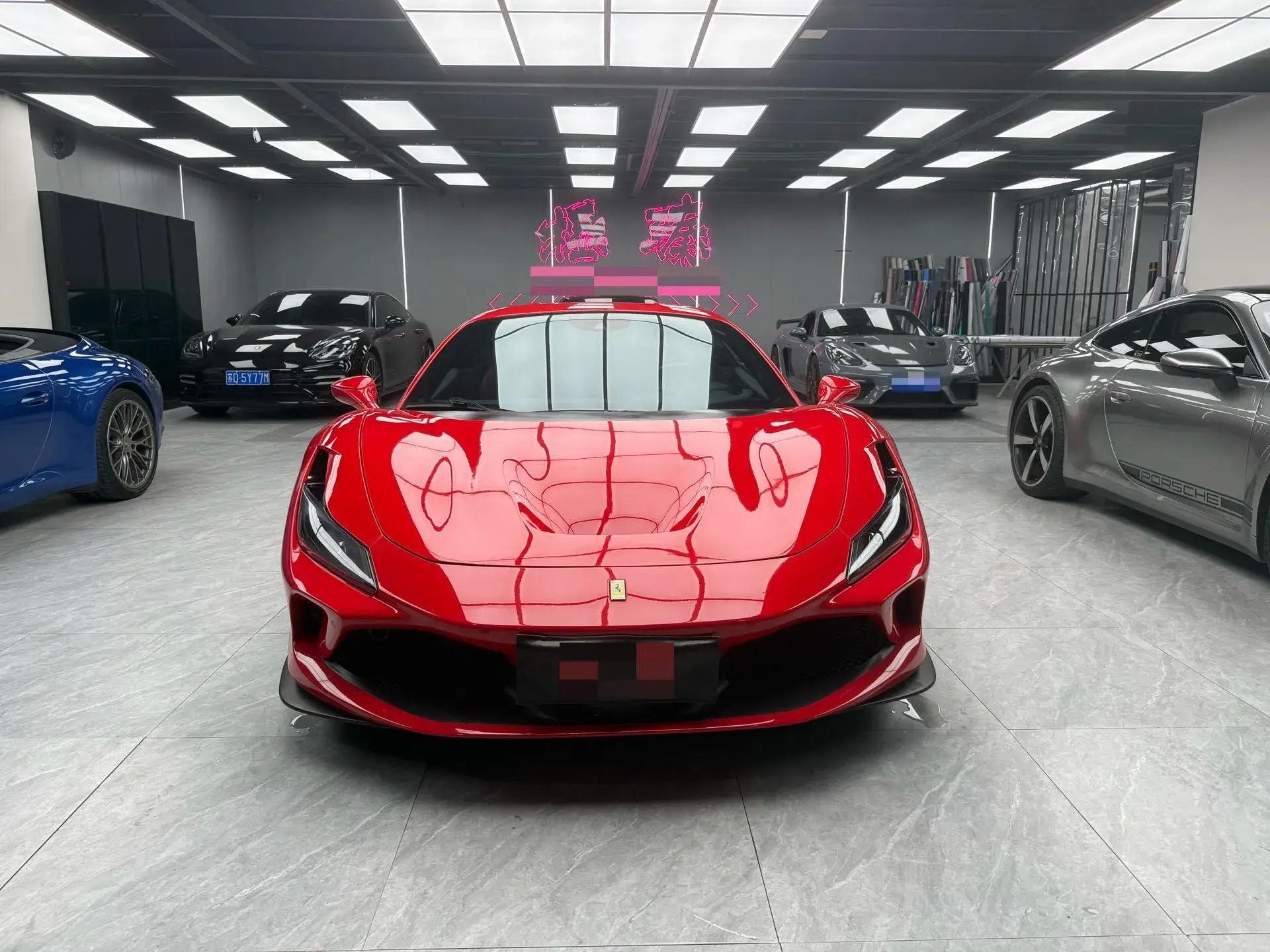2019 FERRARI F8 thumbnail 2