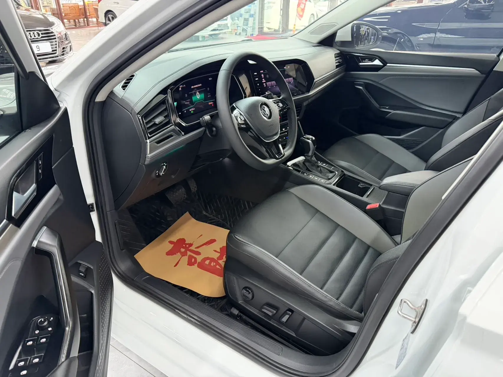 2021 VOLKSWAGEN SAGITAR thumbnail 4