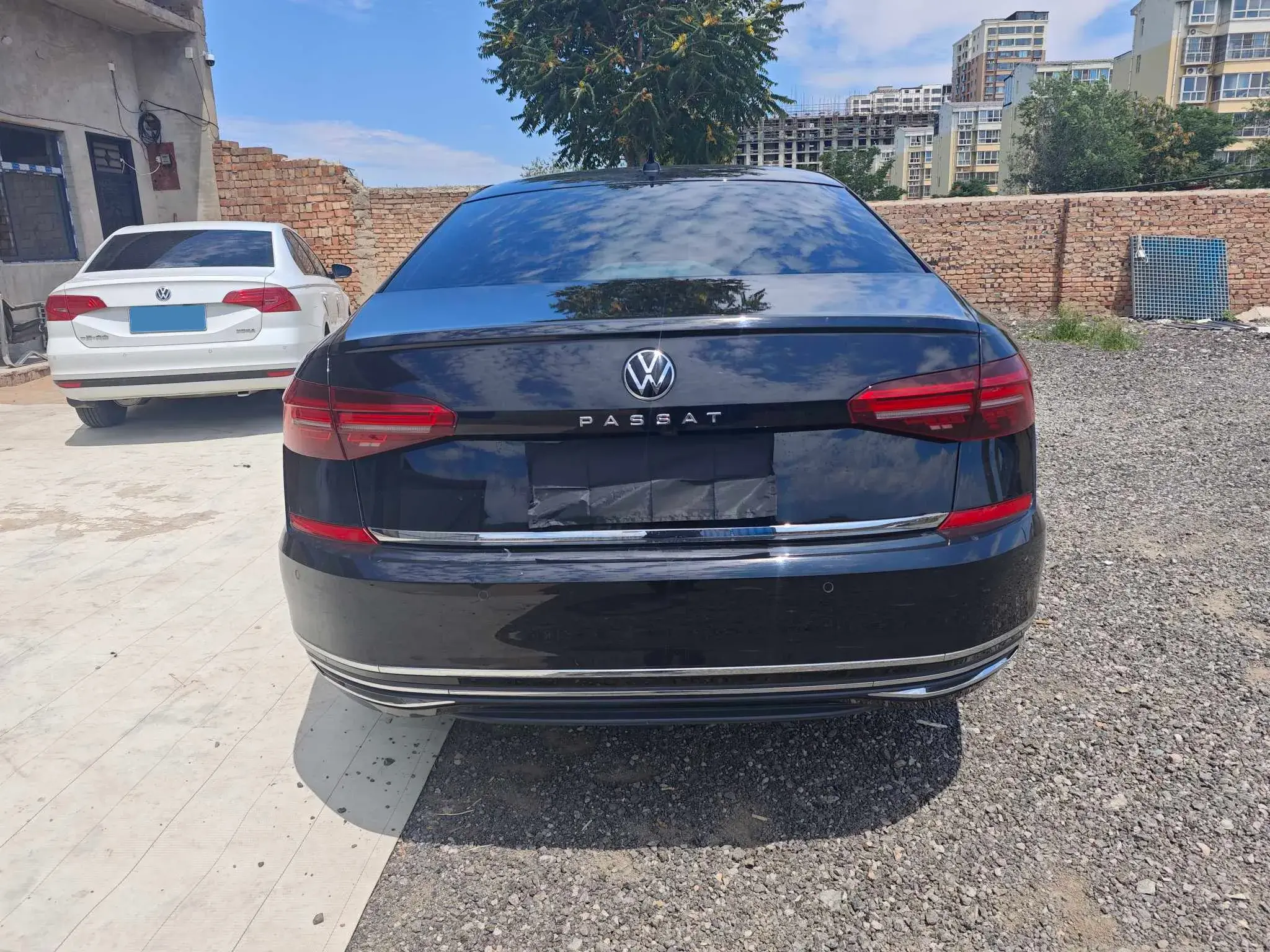 2020 VOLKSWAGEN PASSAT thumbnail 4