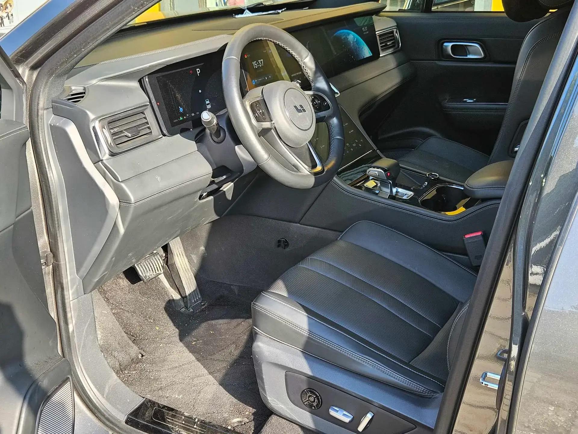 2020 LI ONE thumbnail 3