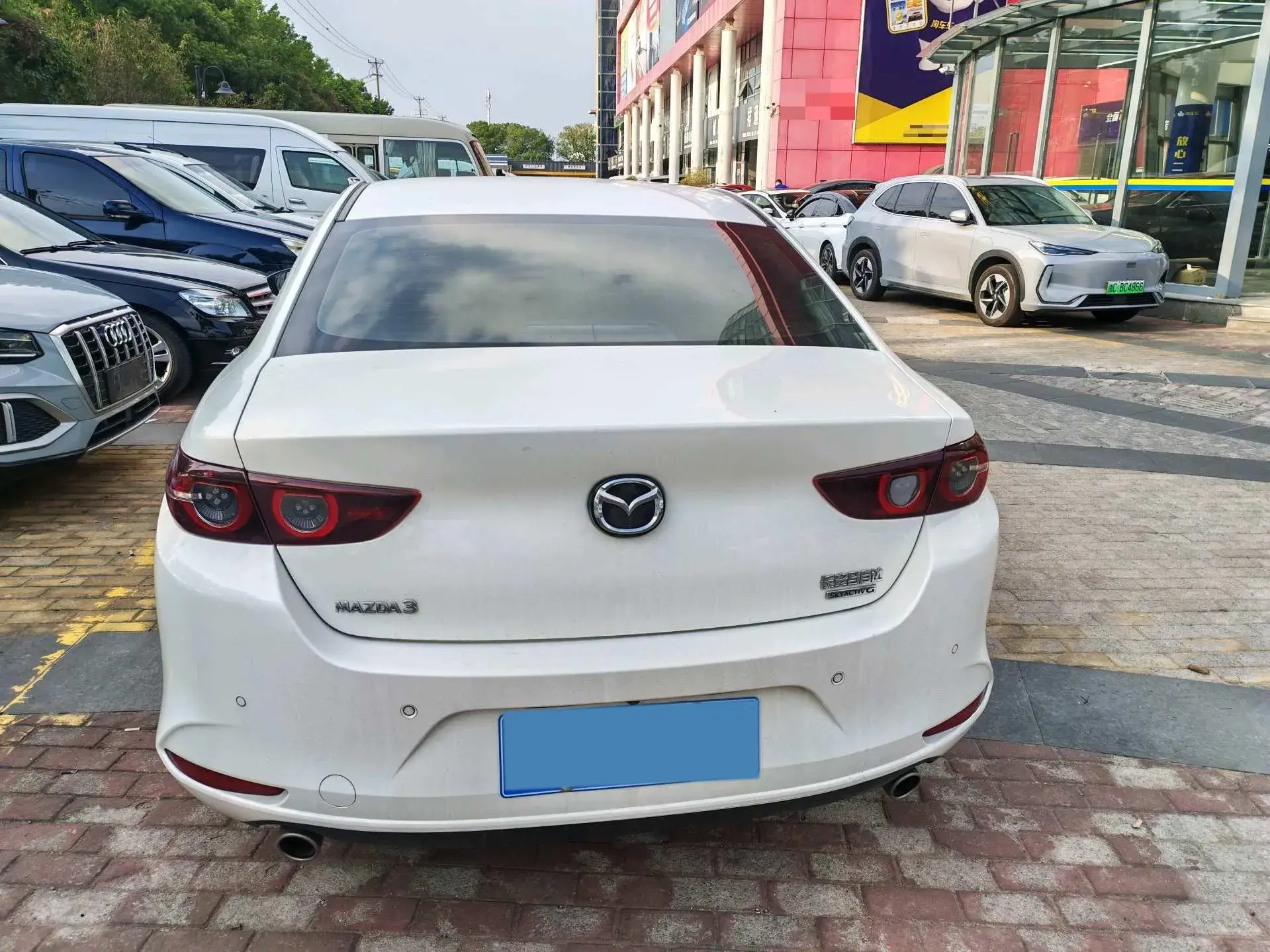 2021 MAZDA 3 thumbnail 3