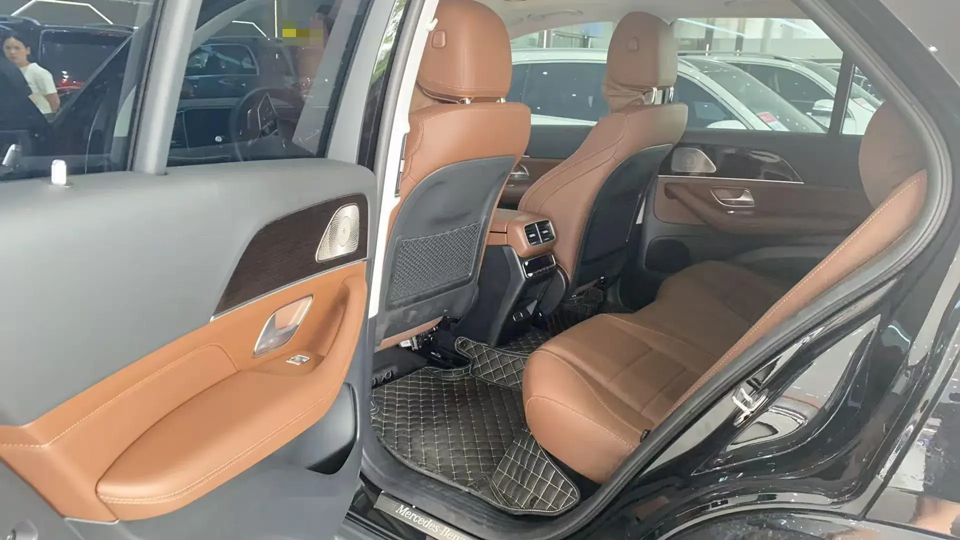 2024 MERCEDES-BENZ GLE thumbnail 4