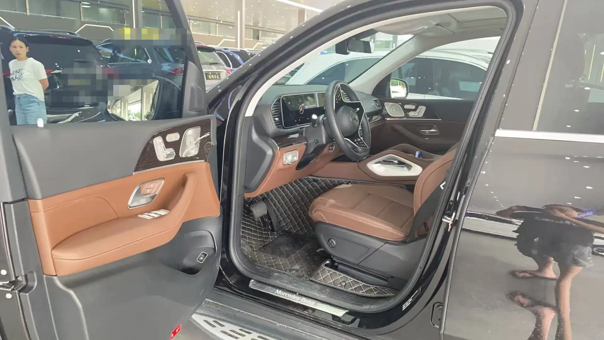 2024 MERCEDES-BENZ GLE thumbnail 3