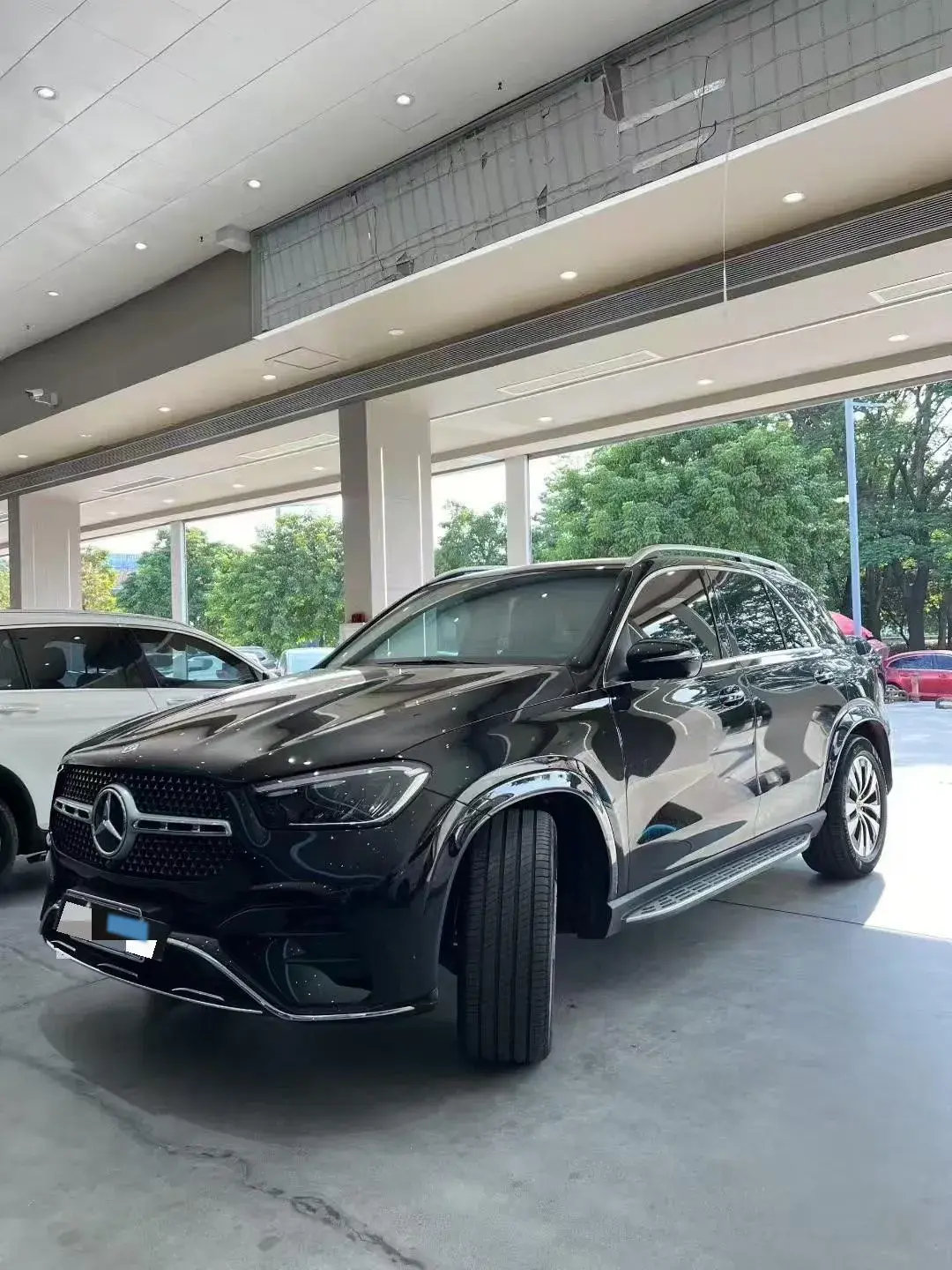 2024 MERCEDES-BENZ GLE view 1