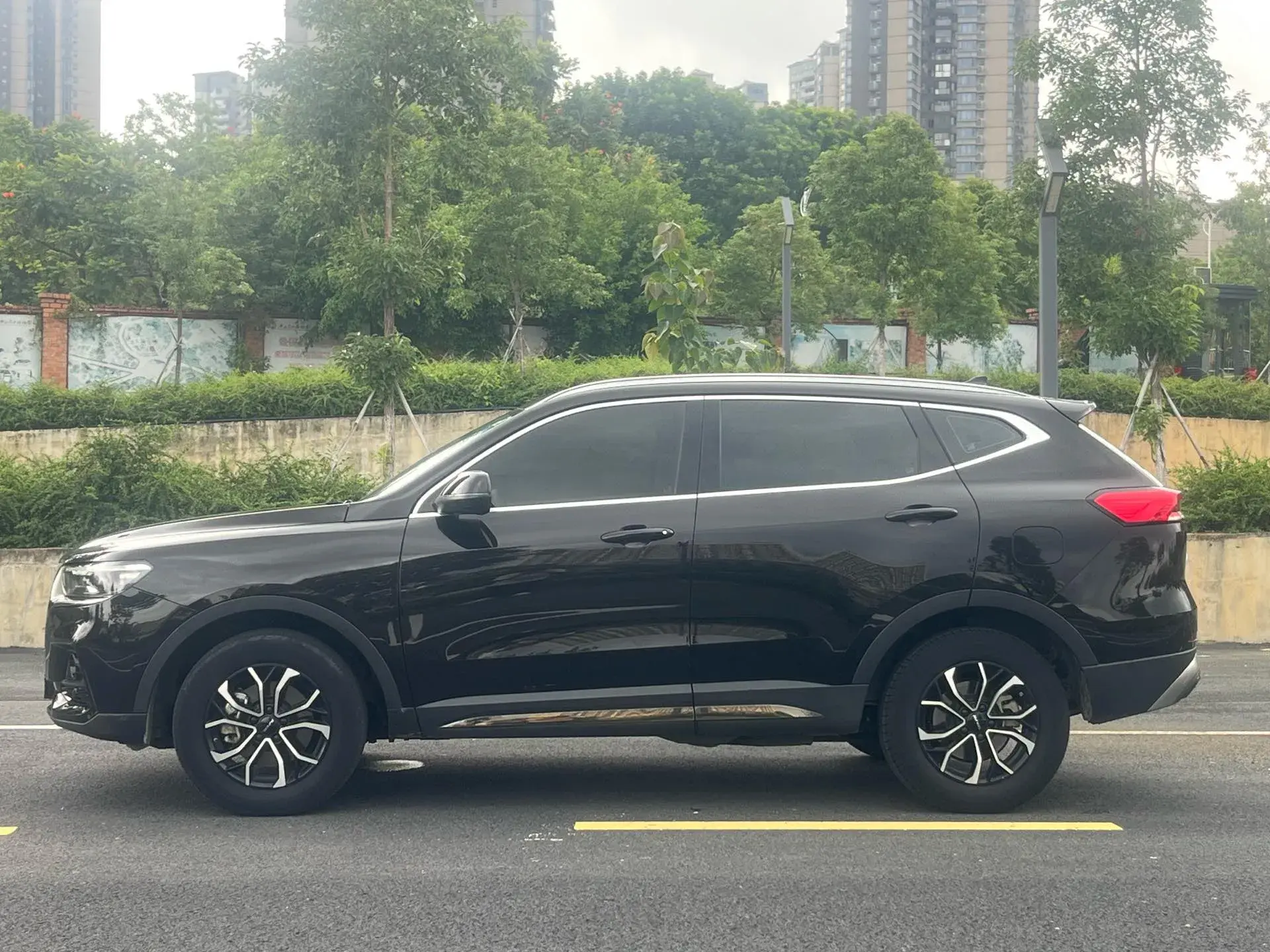 2021 HAVAL H6 thumbnail 4