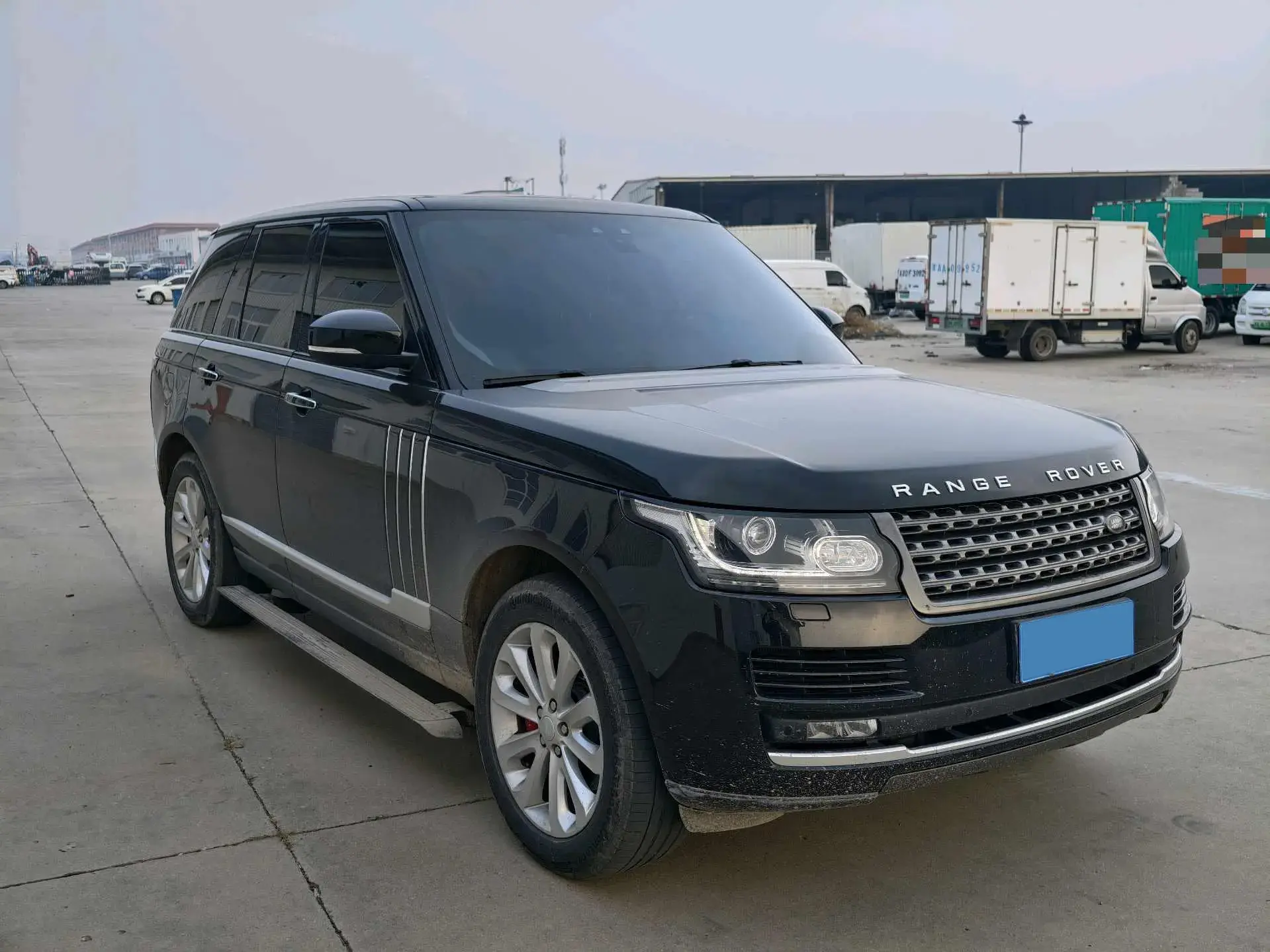 2017 LAND ROVER thumbnail 3