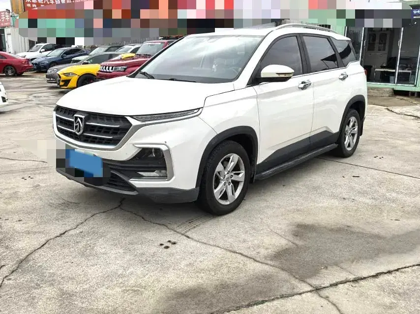 2019 BAOJUN 530 view 1