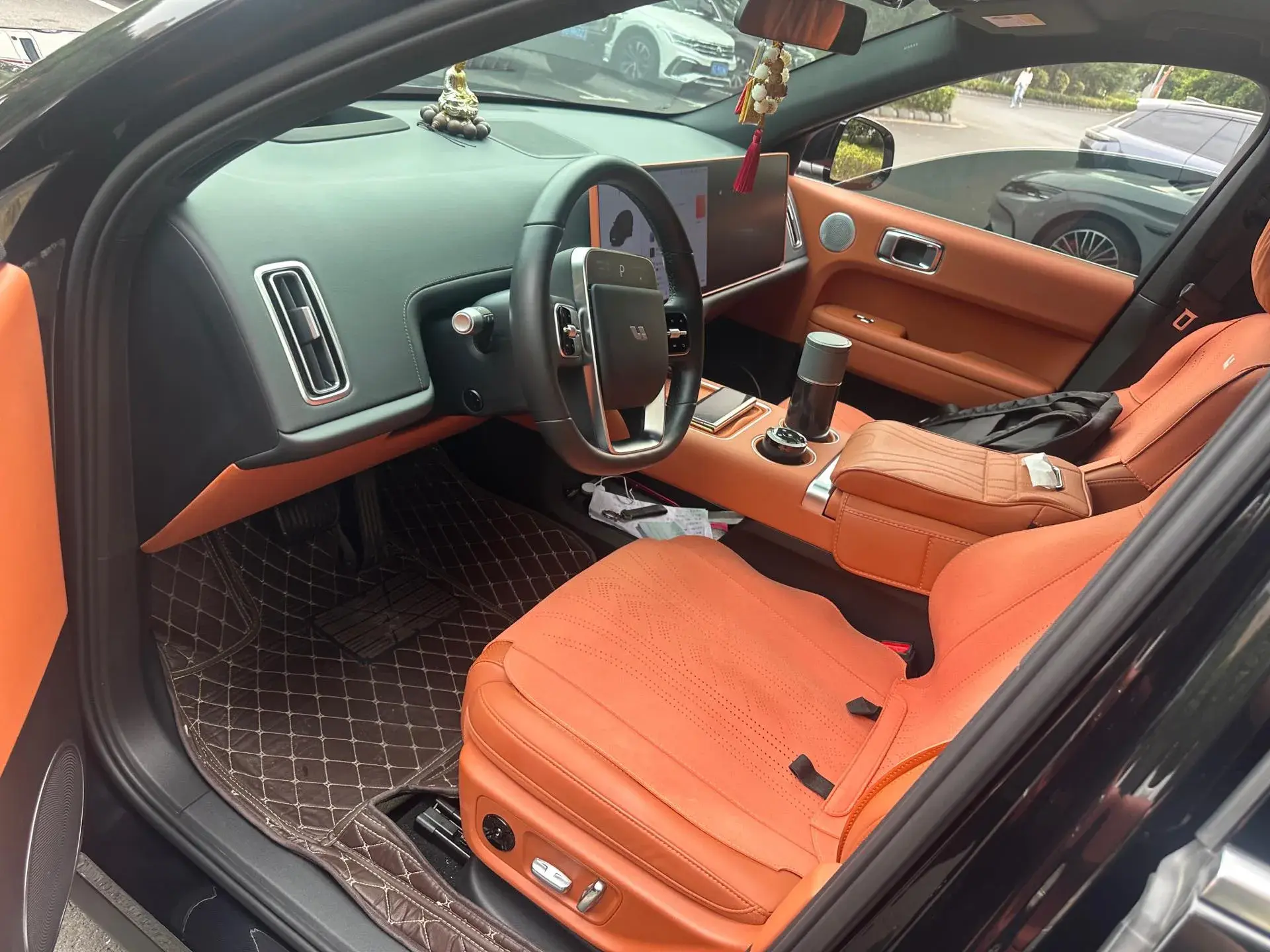 2024 LI L6 thumbnail 2