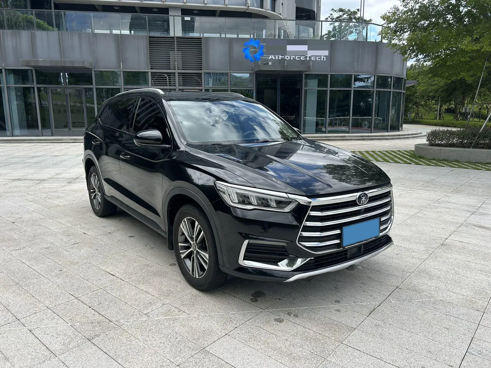 2019 BYD SONG thumbnail 3