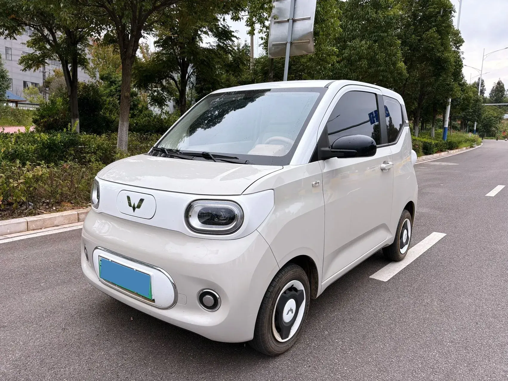 2024 WULING HONGGUANG view 1