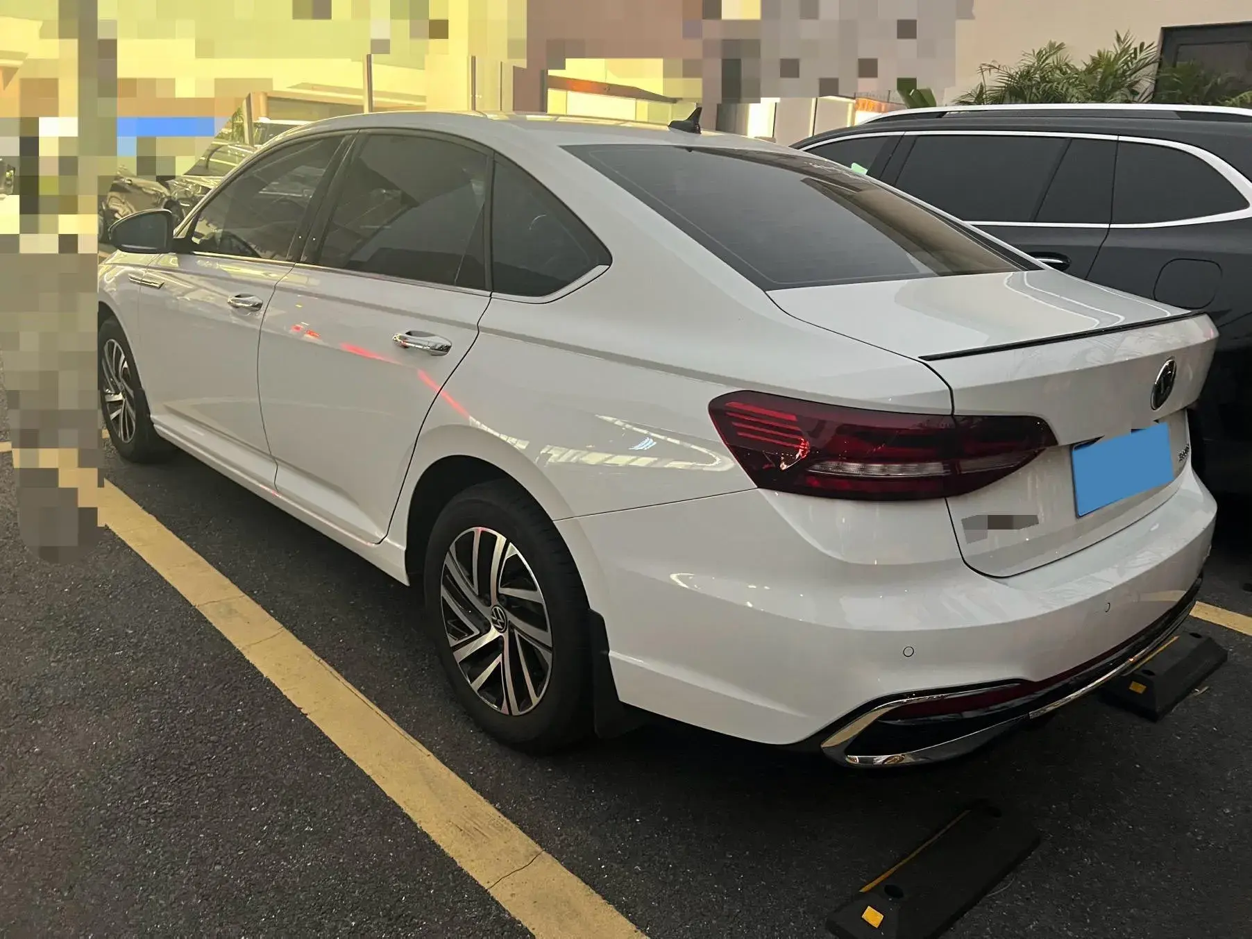 2024 VOLKSWAGEN LAVIDA thumbnail 4