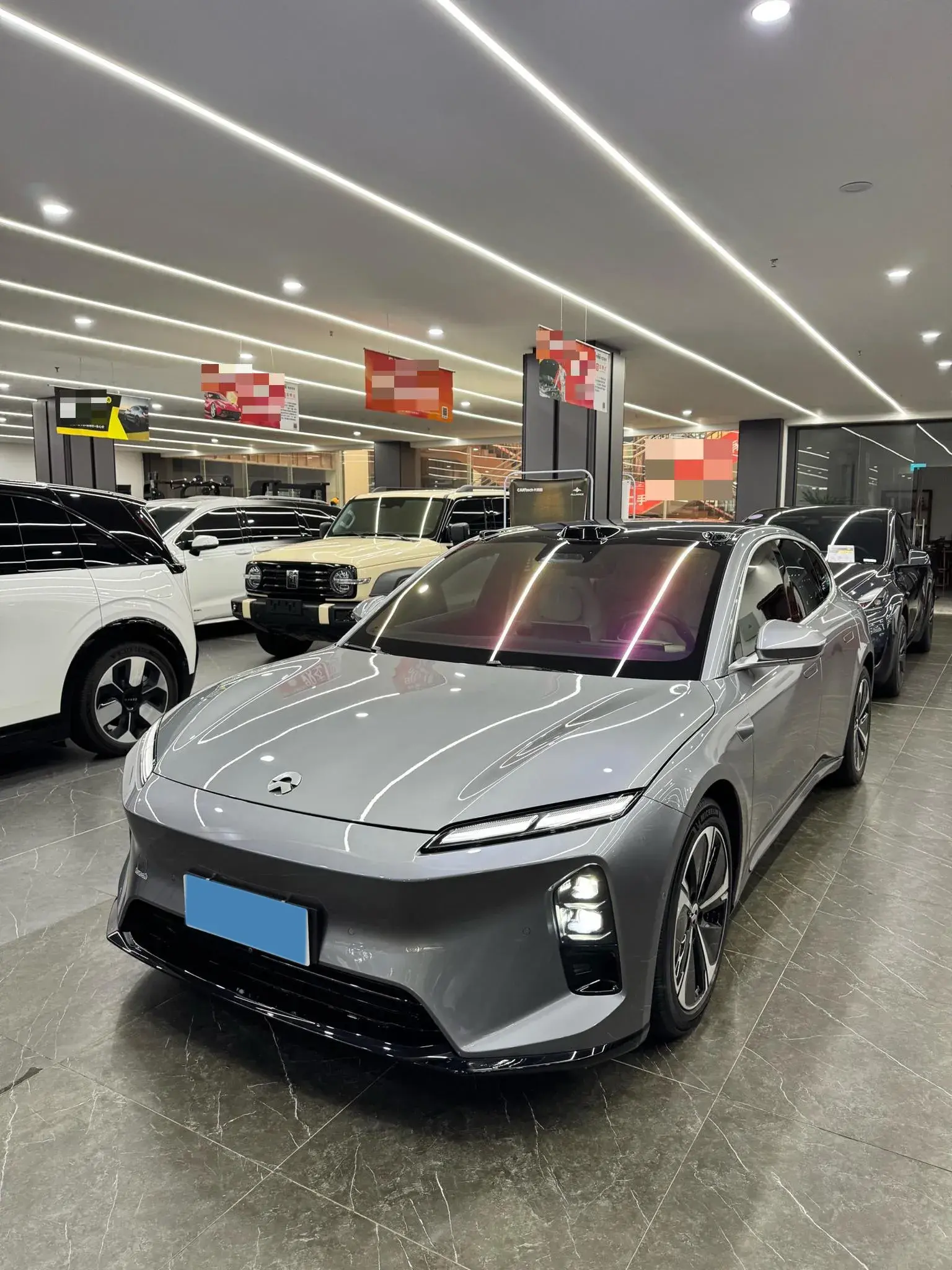2025 NIO ET5T view 1