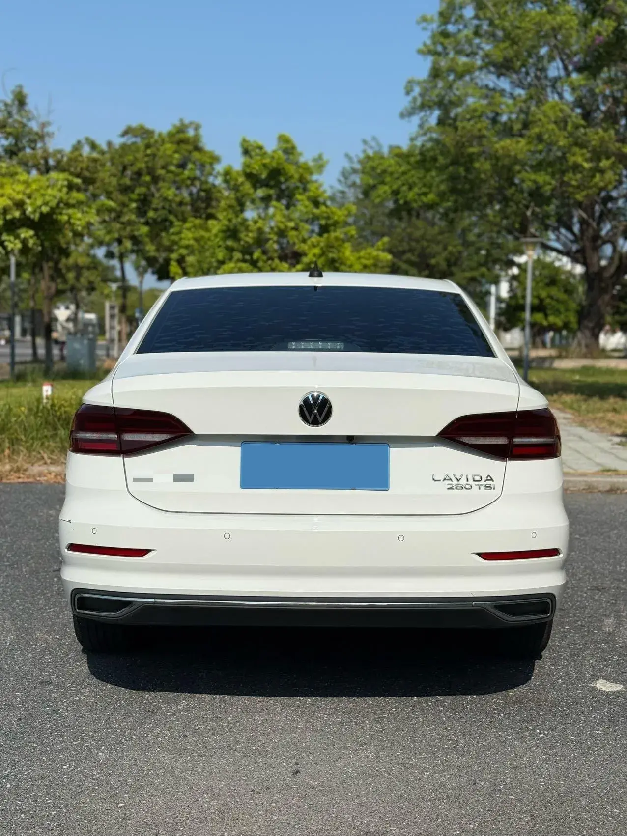 2021 VOLKSWAGEN LAVIDA thumbnail 3