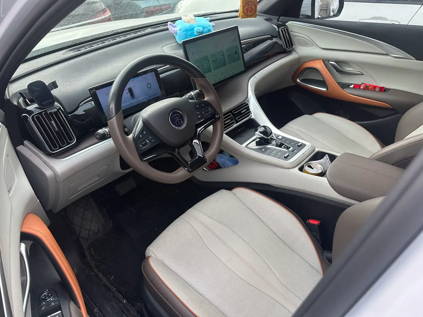 2022 BYD SONG thumbnail 3