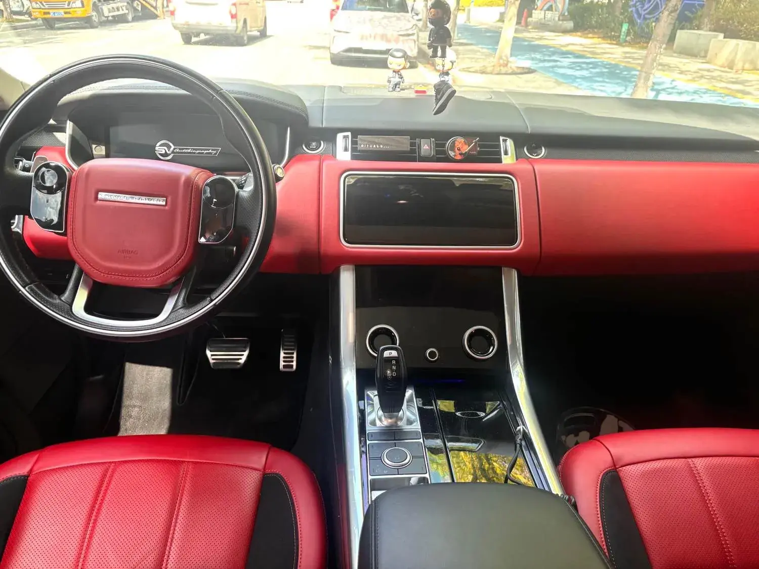 2018 LAND ROVER thumbnail 4