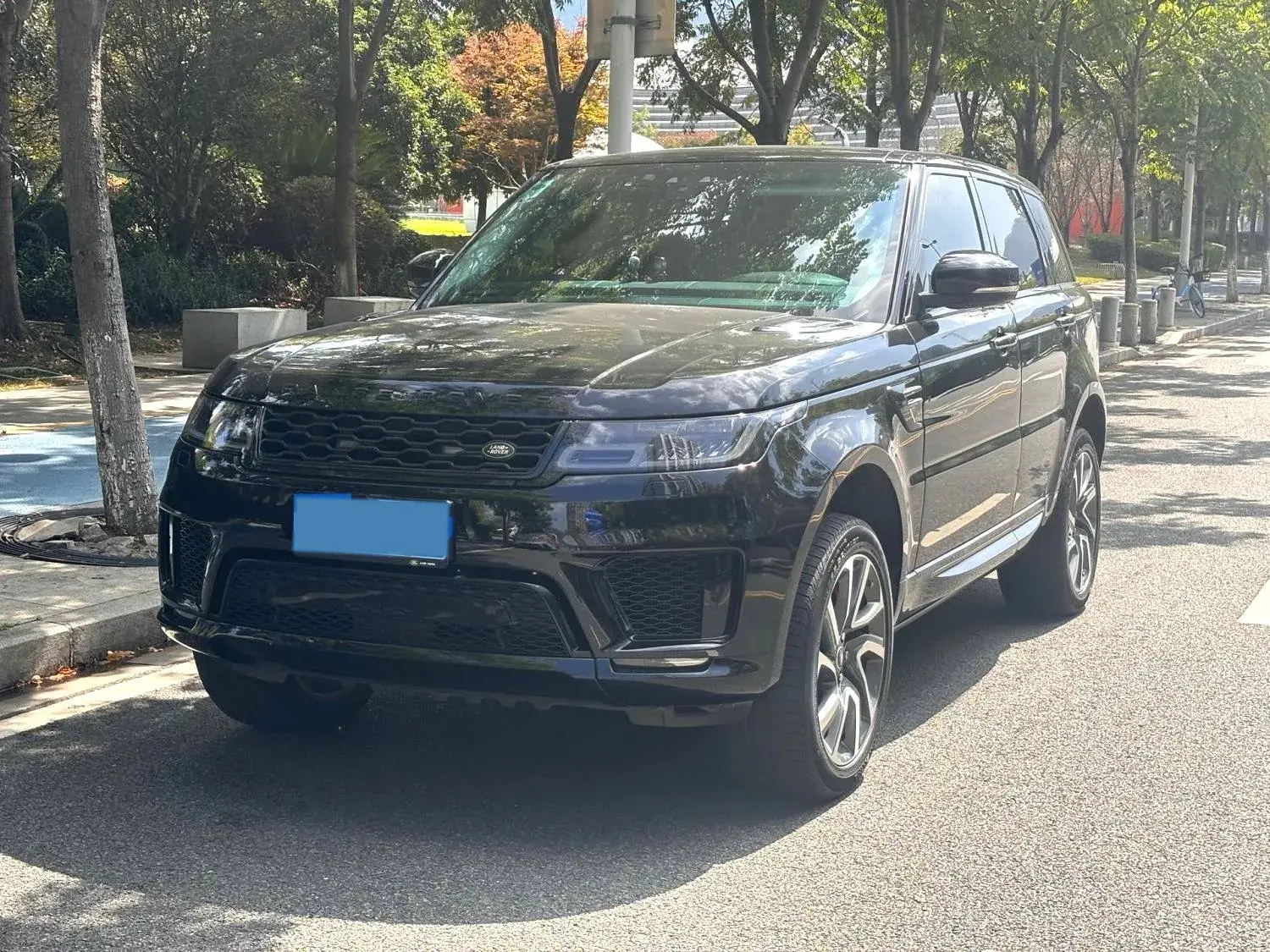 2018 LAND ROVER view 1