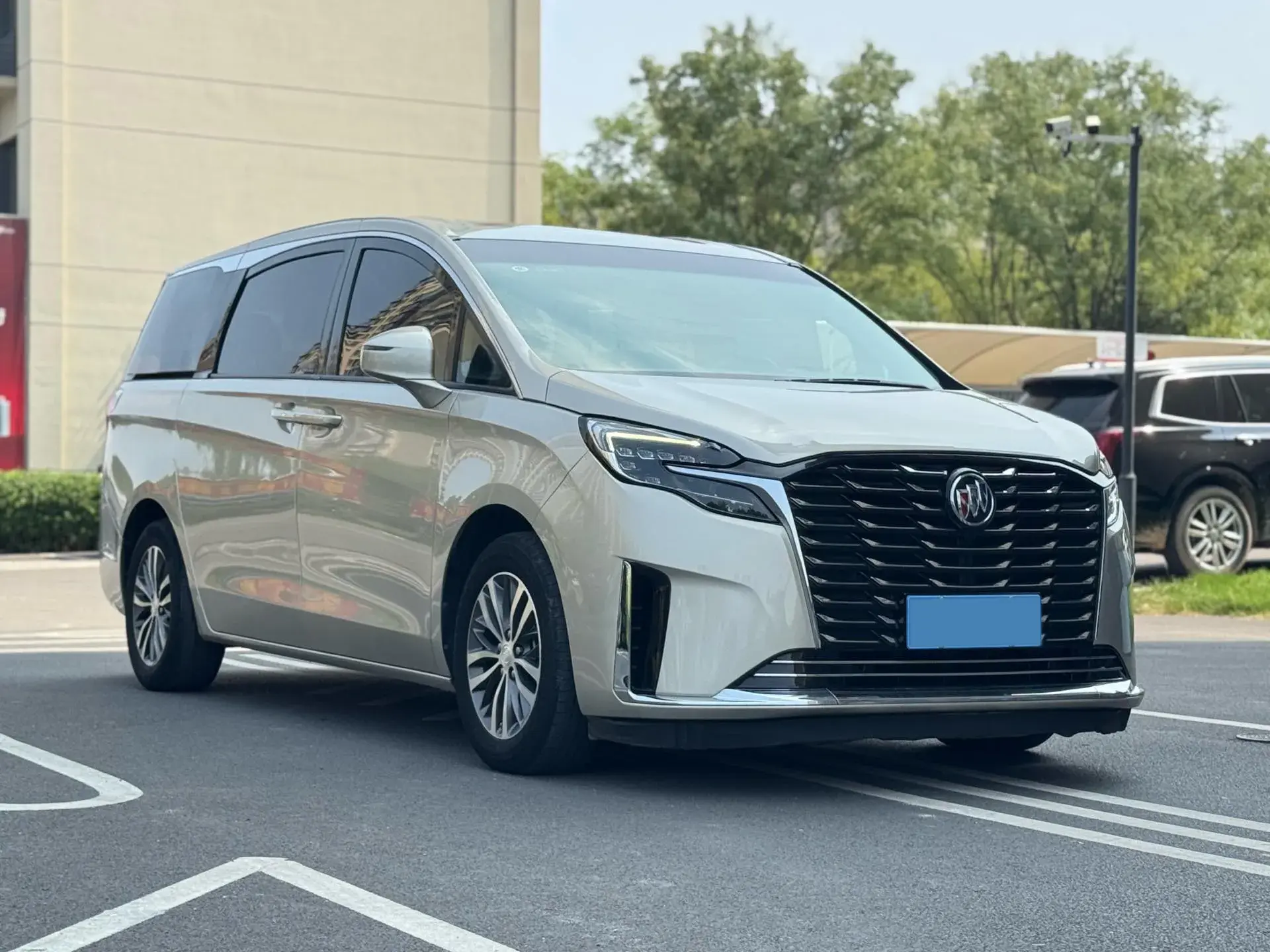 2021 BUICK GL8 thumbnail 3