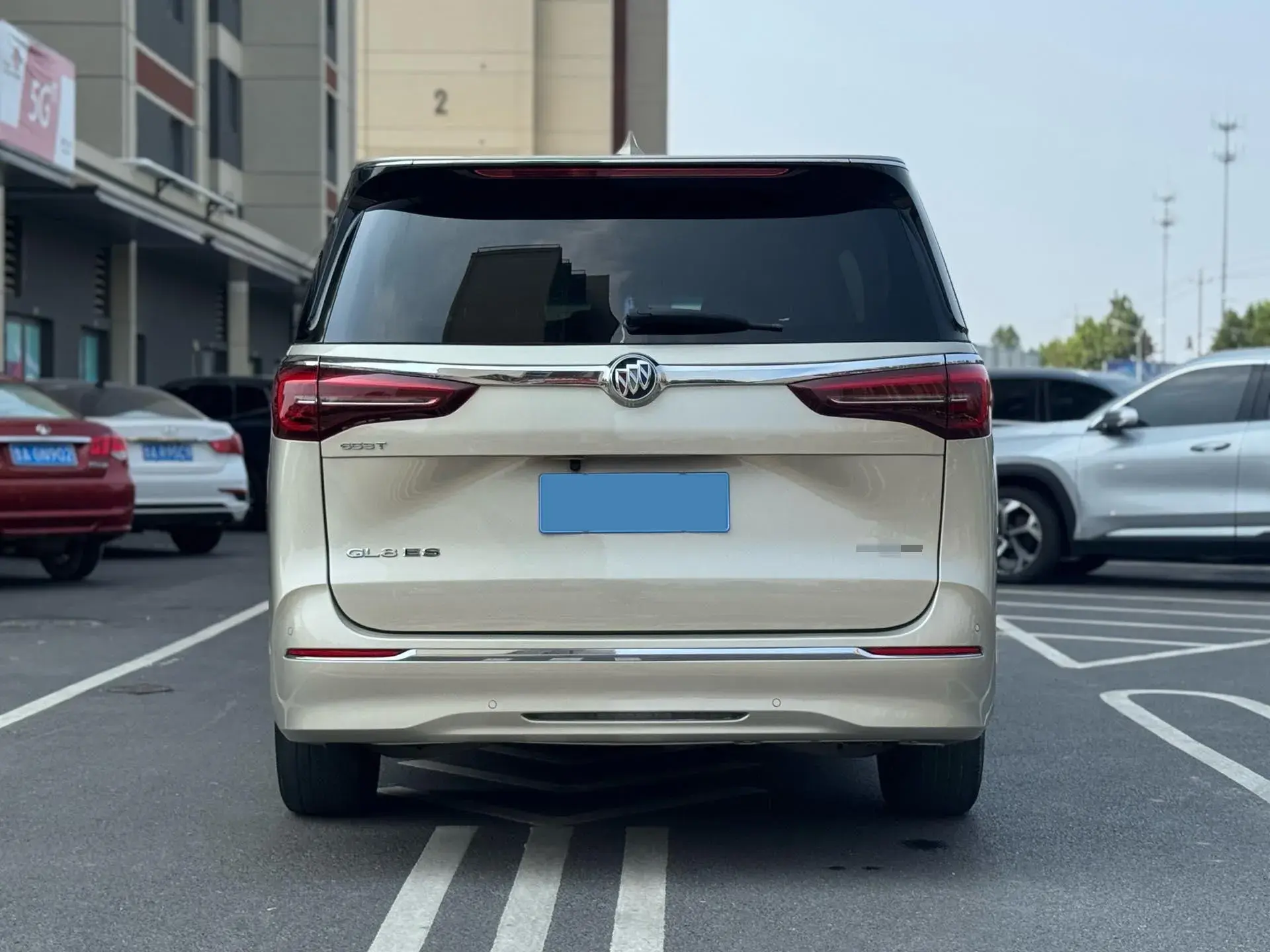 2021 BUICK GL8 thumbnail 4