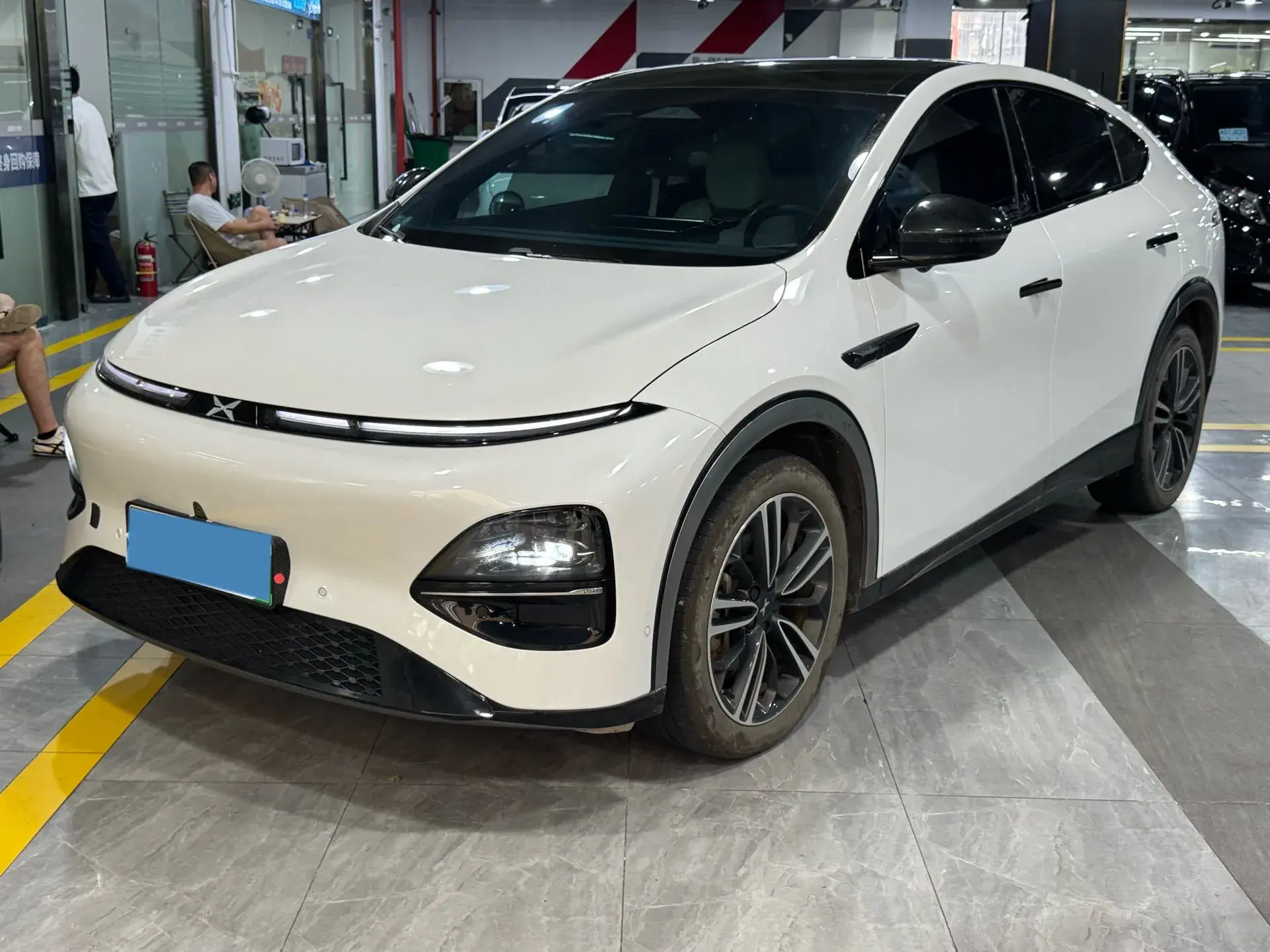 2023 XPENG G6 view 1