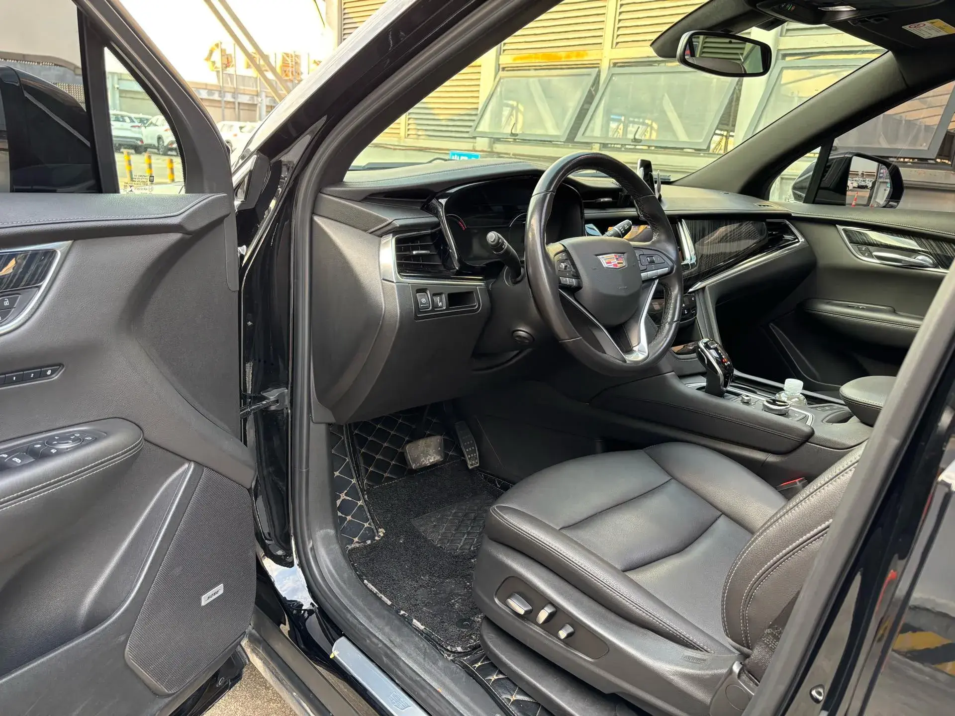 2020 CADILLAC XT6 thumbnail 4