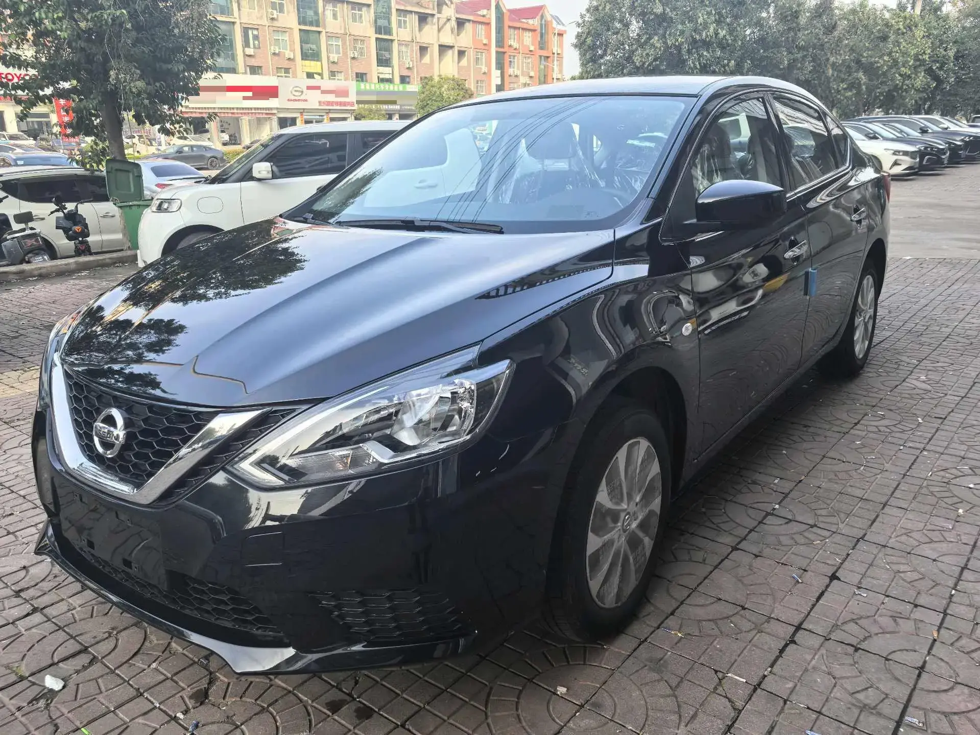 2009 NISSAN SYLPHY view 1
