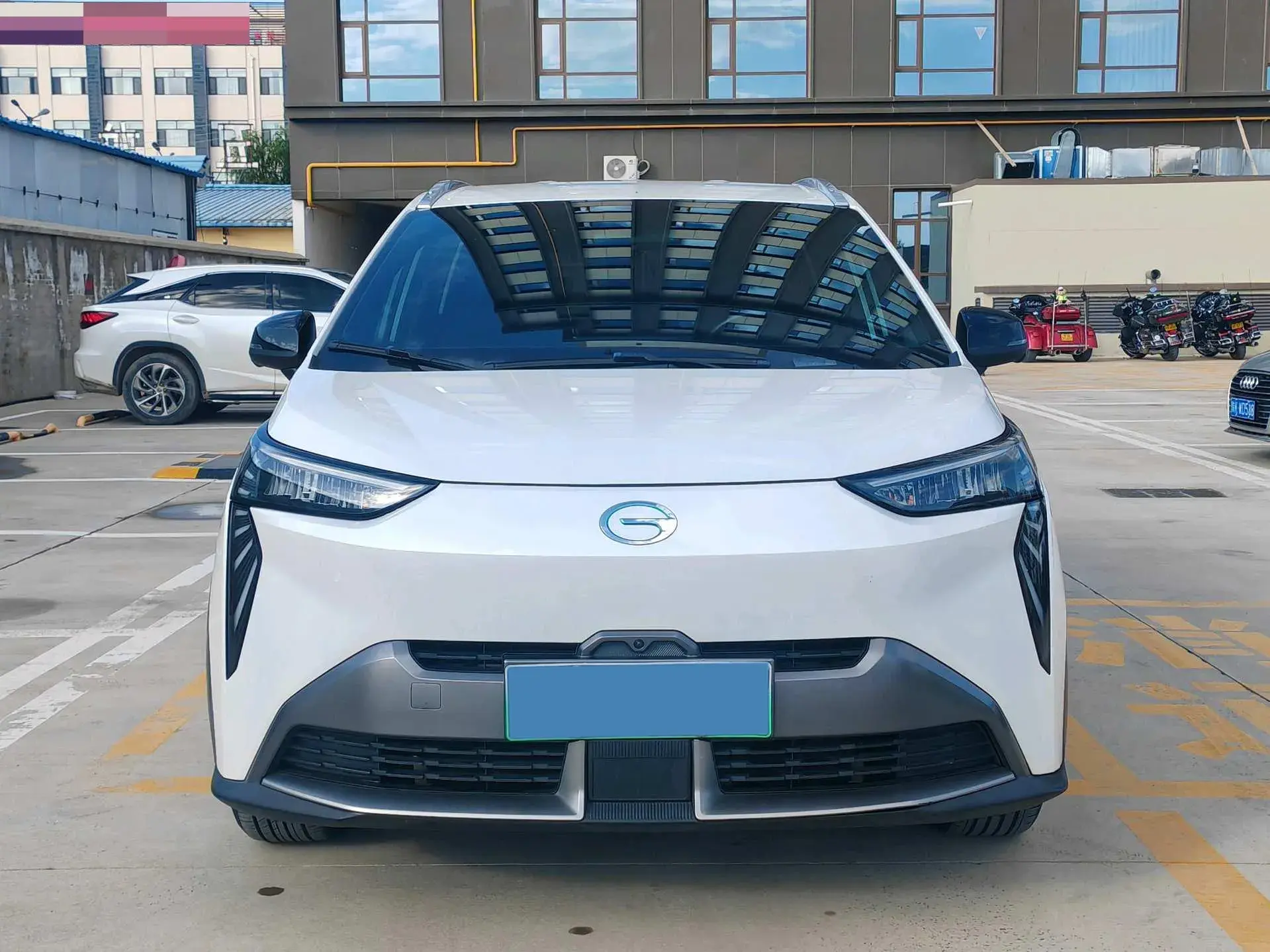 2022 AION Y thumbnail 2